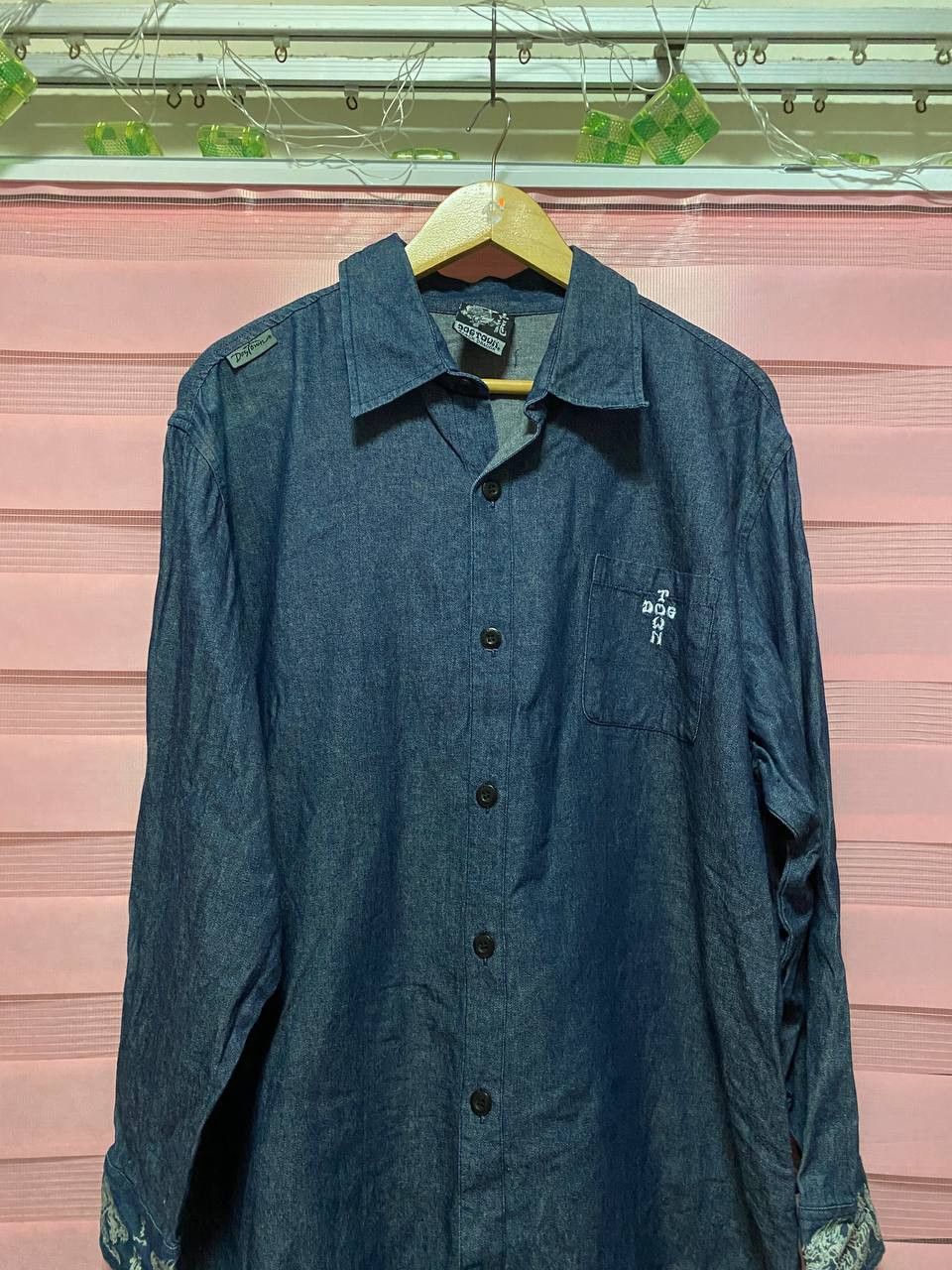 Dogtown denim shirt dog town embroidered Size US XL / EU 56 / 4 - 6 Thumbnail