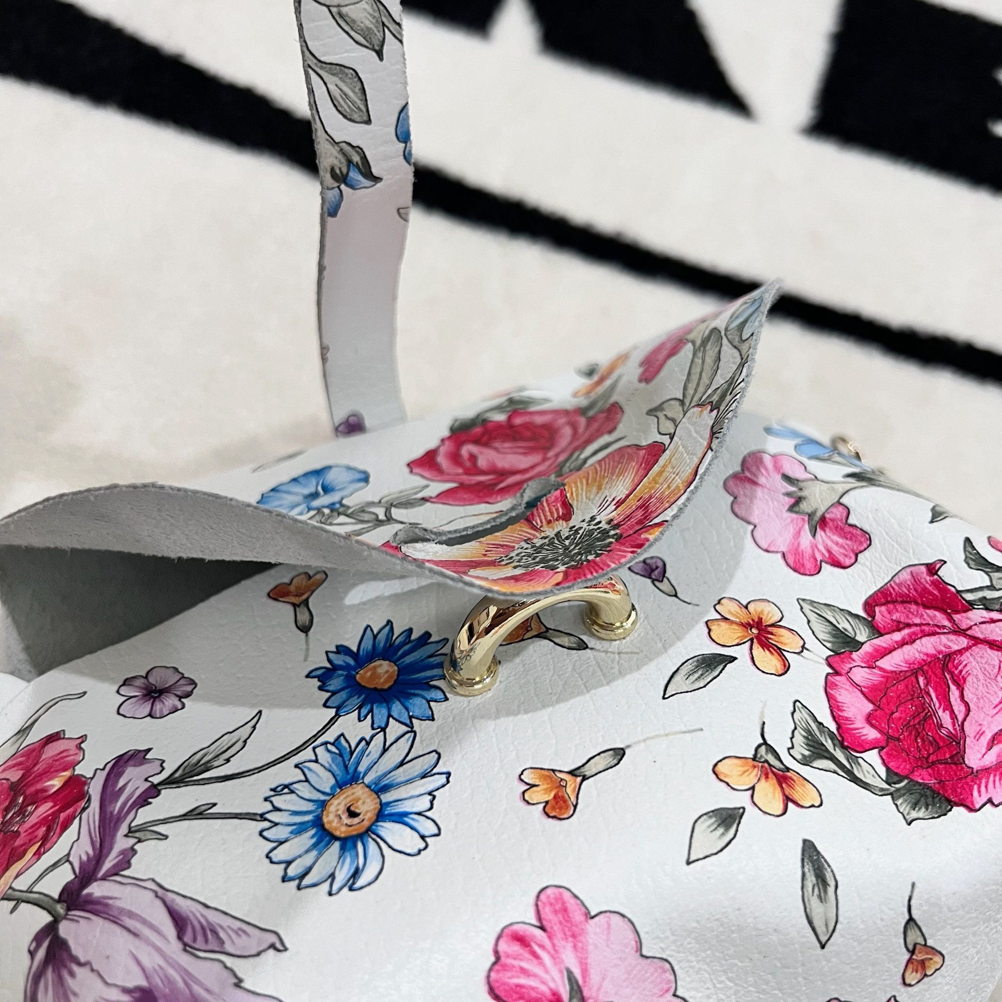 Vera Pelle Borse in Vera Pelle Floral Mini Bag / Pouch Size ONE SIZE - 3 Thumbnail