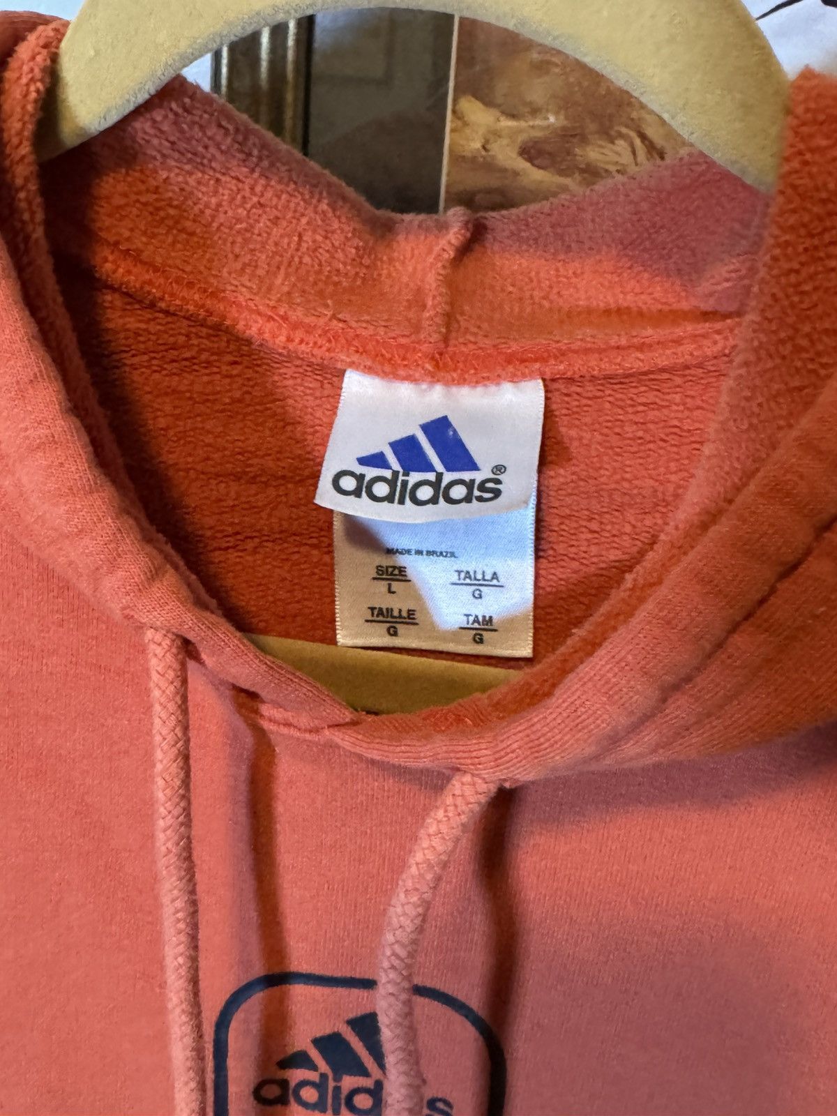 Adidas Vintage Adidas Center Logo Hoodie Size L / US 10 / IT 46 - 4 Thumbnail