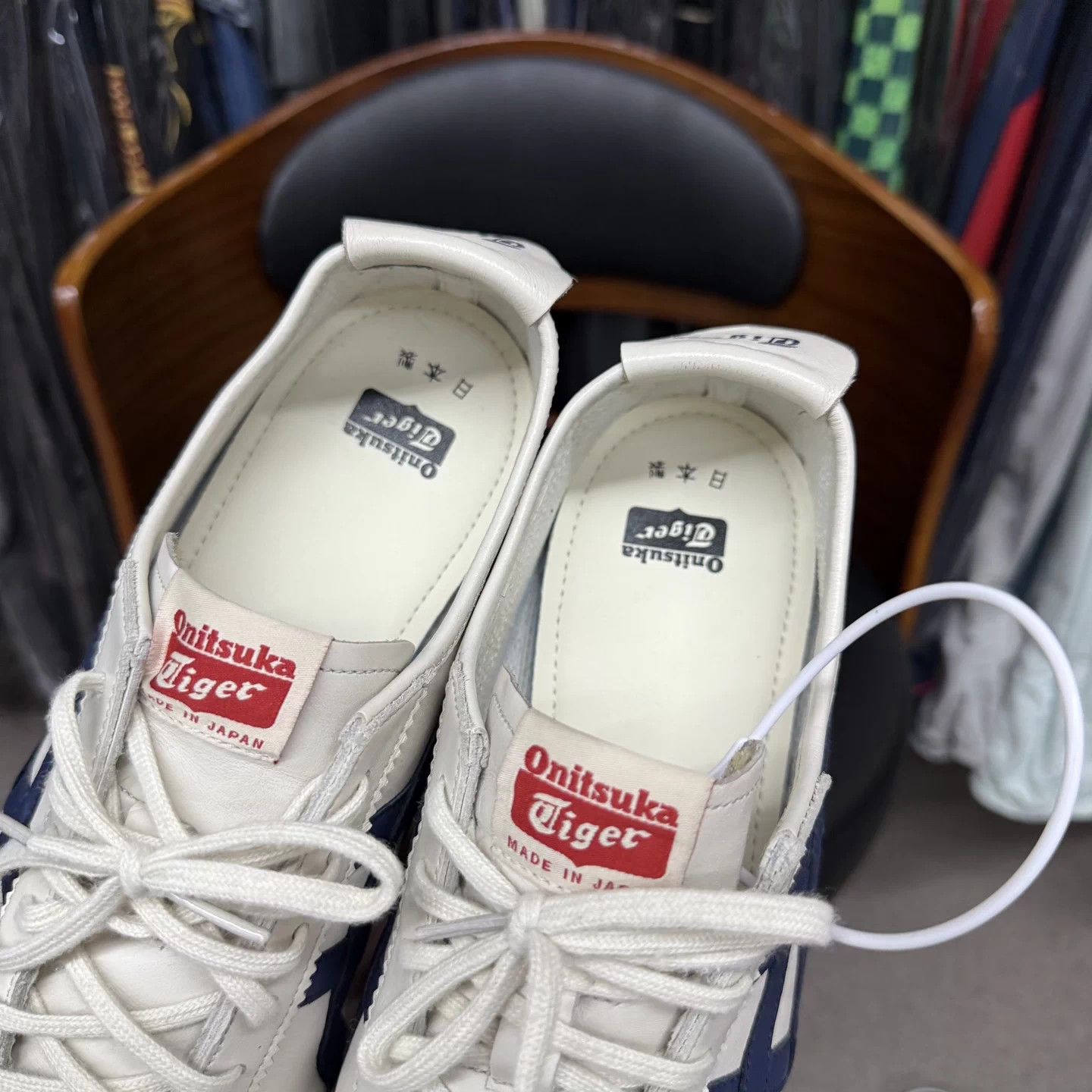 Onitsuka Tiger Onitsuka Tiger LimberLimber Nm White Blue Japan Size US 11.5 / EU 44-45 - 8 Thumbnail