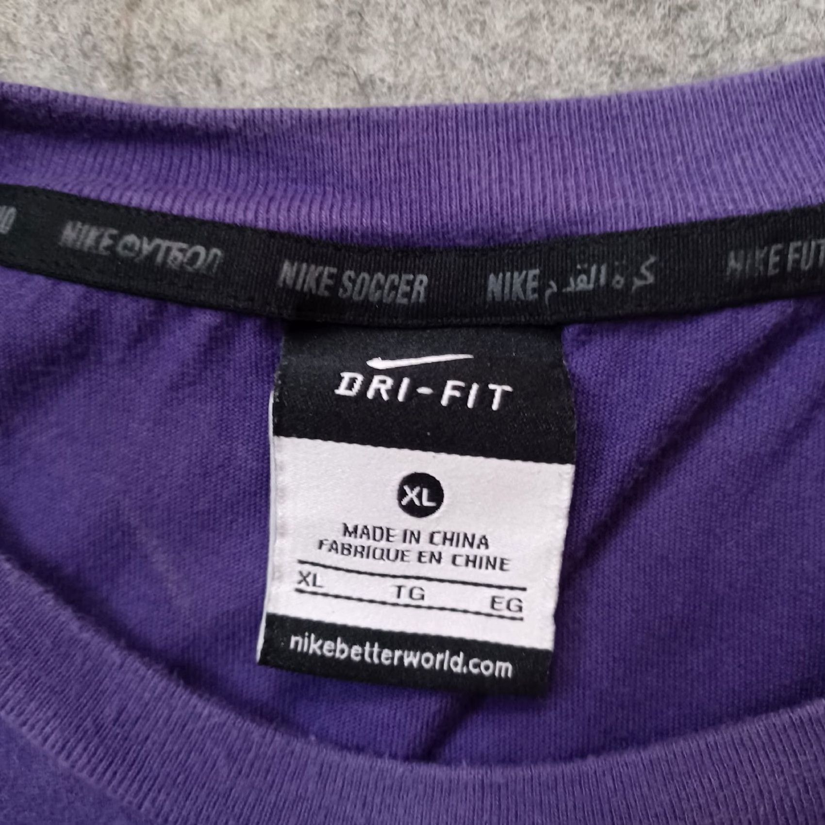 Nike Nike Dri-FIT Soccer T-Shirt Mens XL Purple Swoosh Logo Cassette Languages Size US XL / EU 56 / 4 - 2 Thumbnail