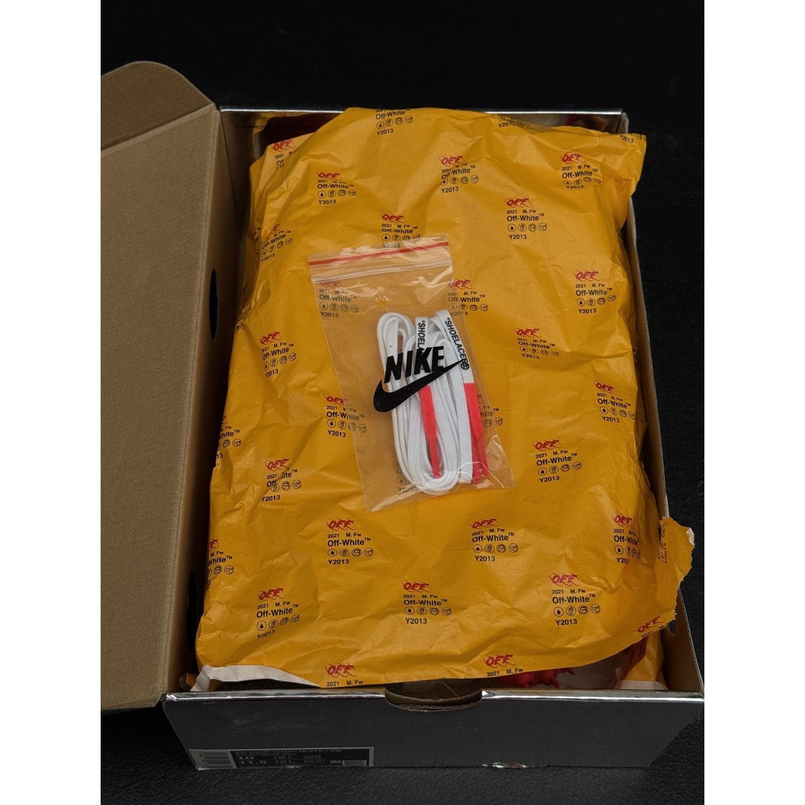 Nike CV0697-100 Off-White Nike Air Zoom Tempo Next% Flyknit Solar Size US 10 / EU 43 - 10 Thumbnail