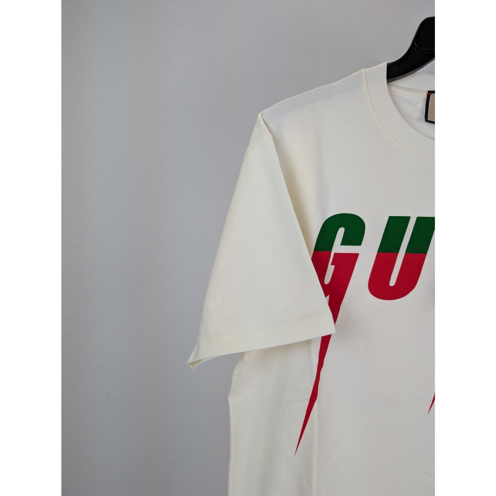 Gucci o1rshd1 Gucci Logo Tee T-Shirt in White/Cream Size US L / EU 52-54 / 3 - 5 Thumbnail