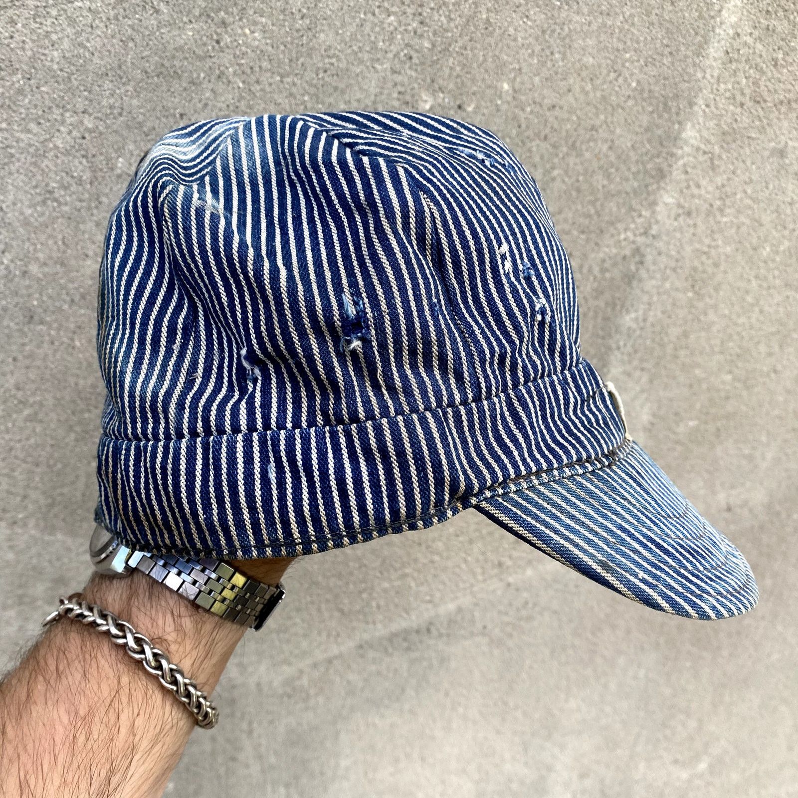 Vintage Oshkosh 50s Hickory Stripe Railroad Work Cap in Blue, Men's — image 6 of 6