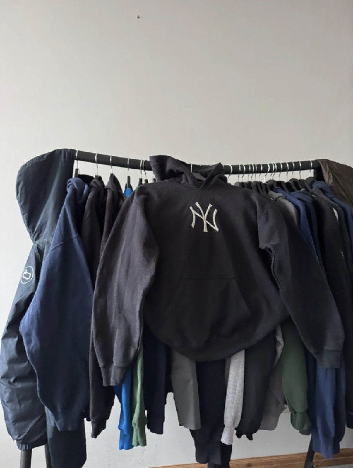 Vintage Vintage New York Yankees Hoodie Y2K S Size US S / EU 44-46 / 1 - 1 Thumbnail