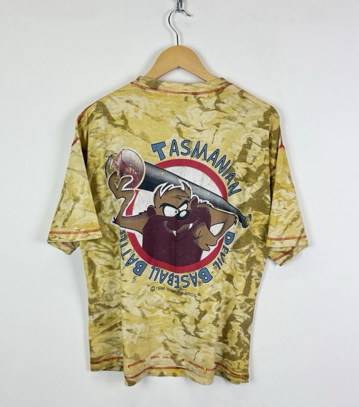 Warner Bros Vintage 1996 Tasmanian Devil Baseball Battle T-Shirt Men S-M Size US S / EU 44-46 / 1 - 8 Thumbnail