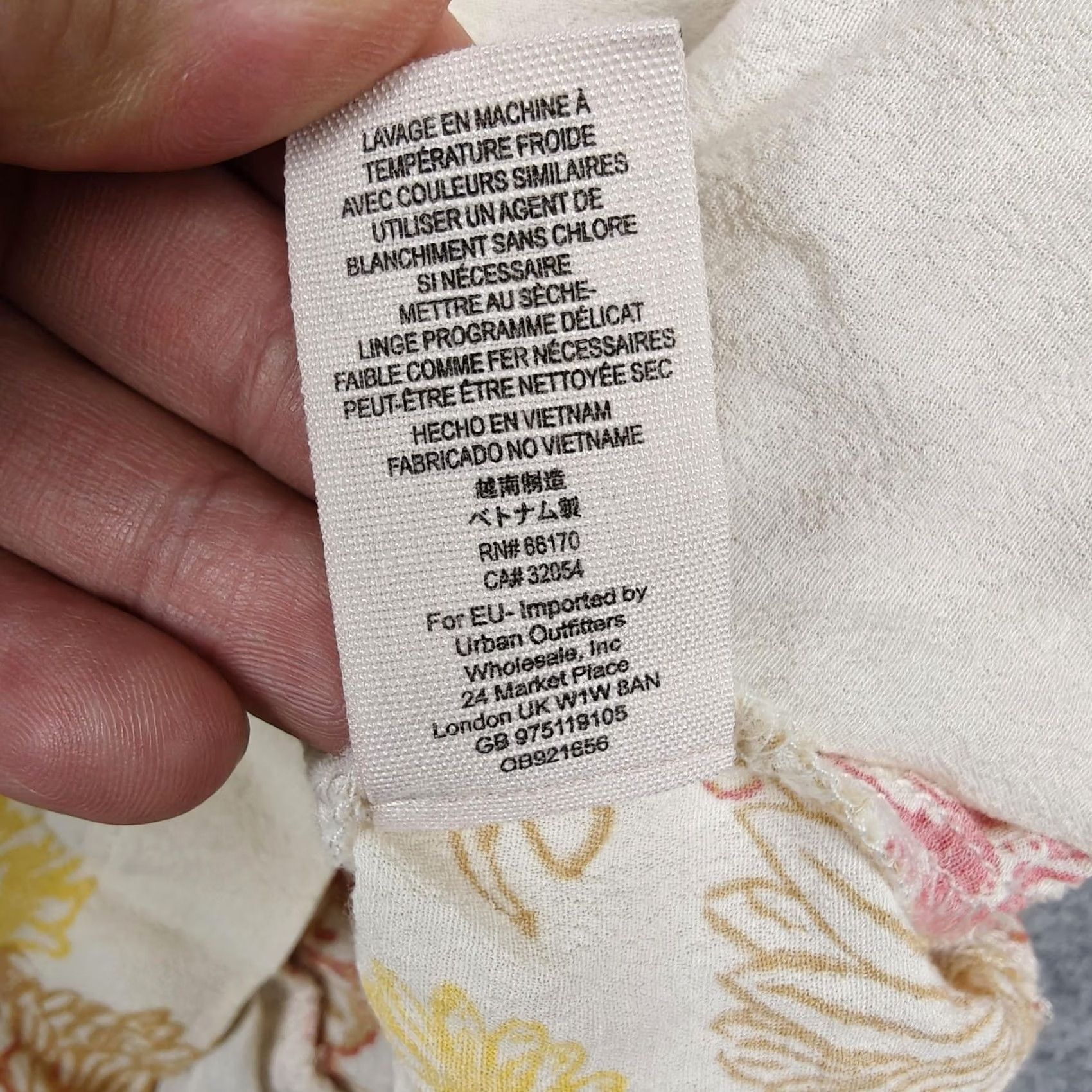Free People VINTAGE? No — Free People Shirt Dress Womens S White Floral Collared Fit & Flare Short Size S / US 4 / IT 40 - 5 Thumbnail