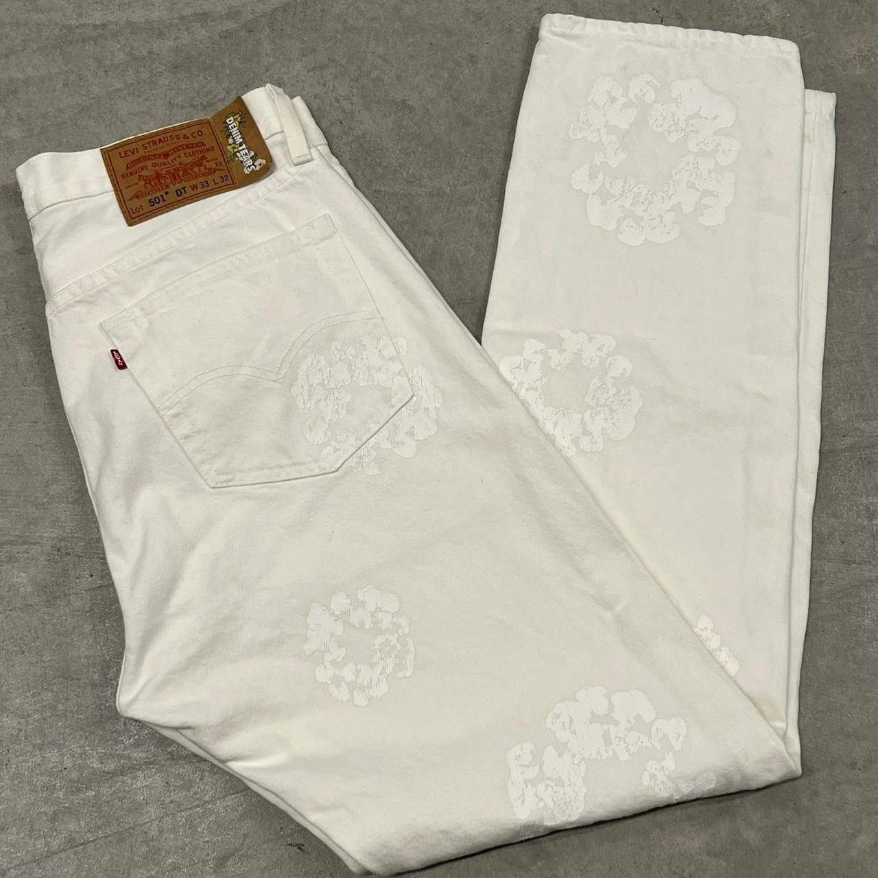 DENIM TEARS White Denim Tears Cotton Wreath Denim Pants Size US 33 - 1 Thumbnail