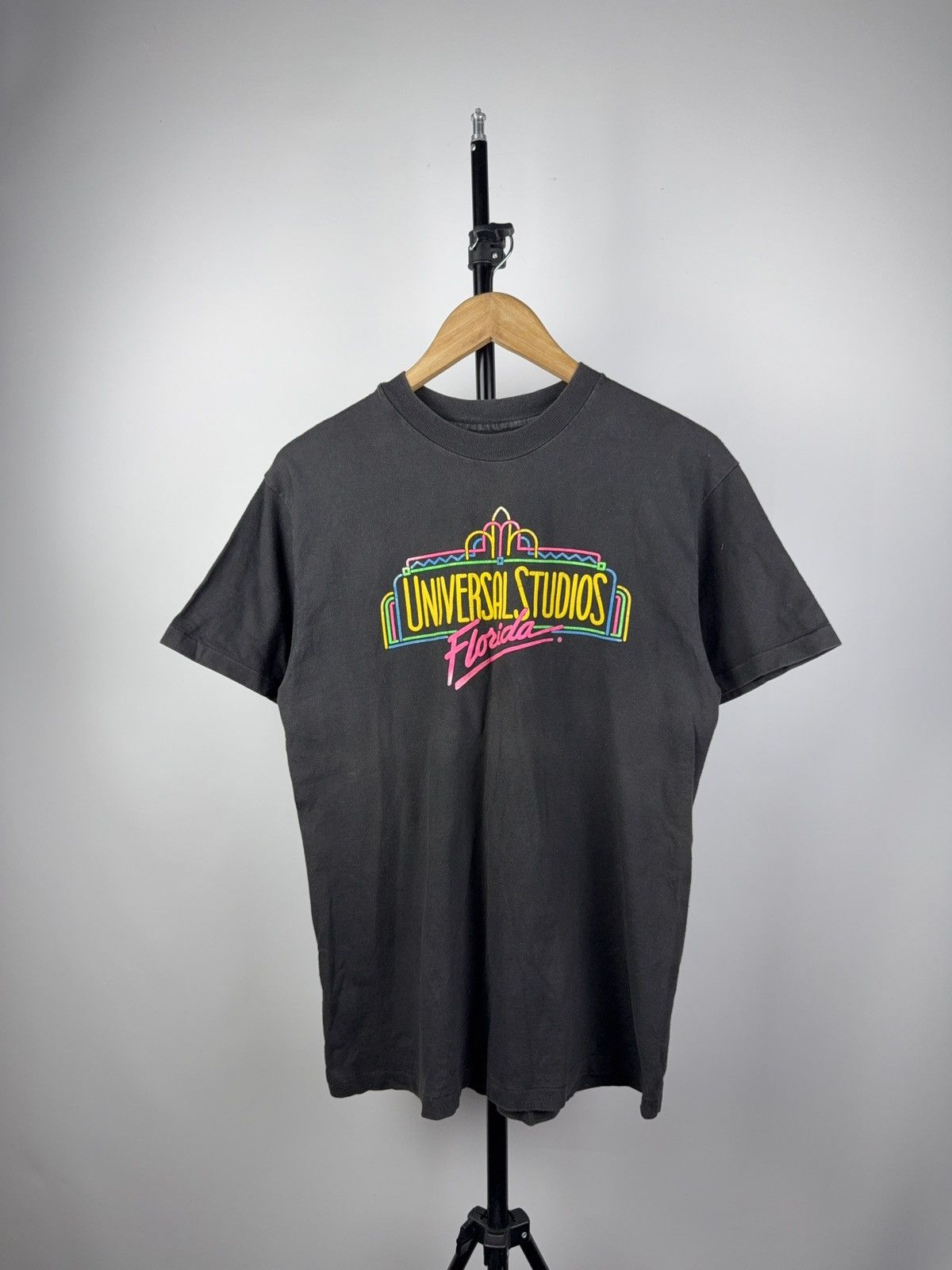 Universal Studios × Vintage Vintage 90s Movie Universal Studios Florida Logo T-shirt Size US M / EU 48-50 / 2 - 1 Thumbnail