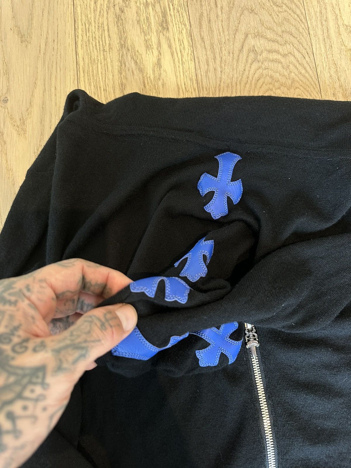 Chrome Hearts CHROME HEARTS 1:1 CROSS PATCH HOODIE L XL Size US L / EU 52-54 / 3 - 6 Thumbnail