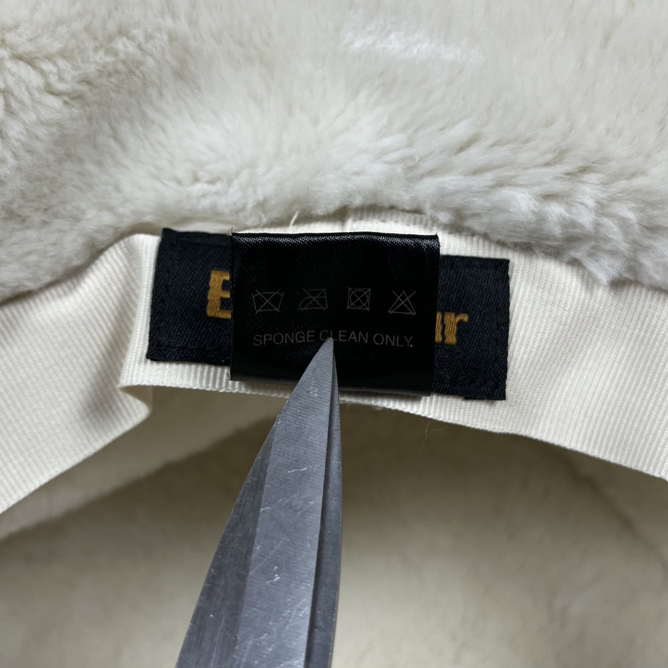 Barbour Ladies Barbour Winter Bucket Hat Size ONE SIZE - 13 Thumbnail