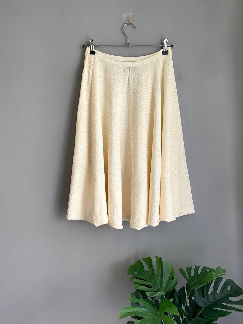 St. John ST. John Women's Wool/Rayon Skirt Maden in USA, Size US 8 Size 30" / US 8 / IT 44 - 7 Thumbnail