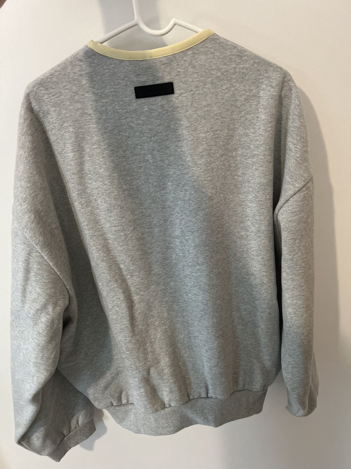 Essentials Fear of God Essentials crewneck Size US S / EU 44-46 / 1 - 2 Thumbnail