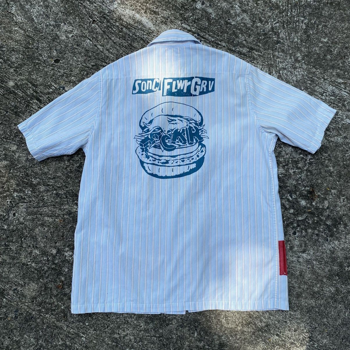 Japanese Brand RNA. Not free kissing Red and White Striped Graphic Shirt Size US M / EU 48-50 / 2 - 2 Thumbnail