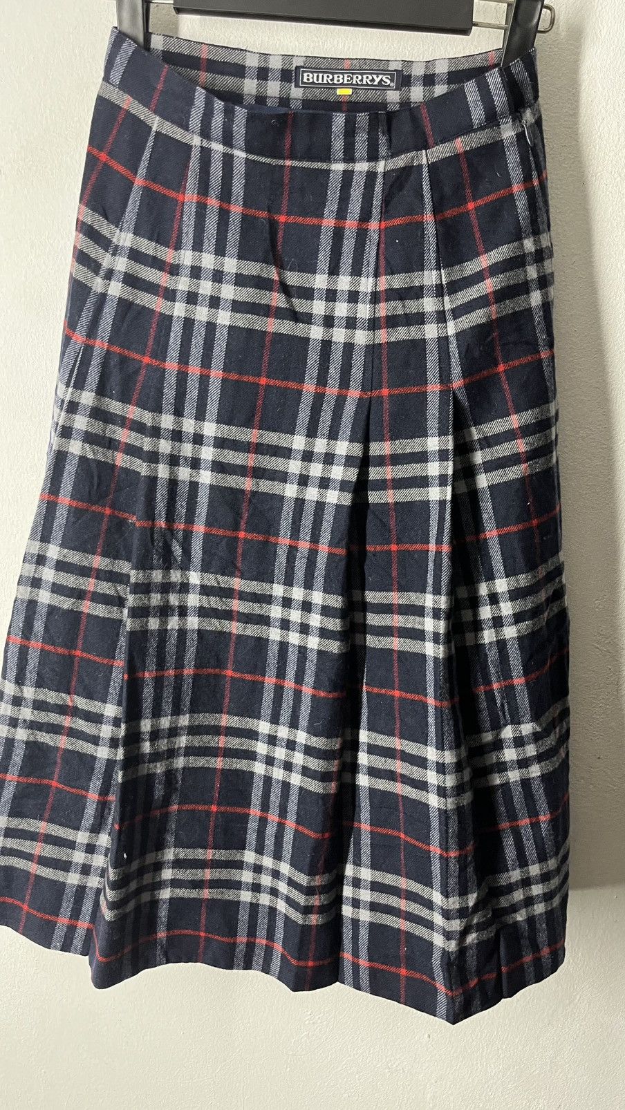 Burberry BURBERRY NOVACHEK VINTAGE SKIRT Size 24" / US 00 / IT 34 - 5 Thumbnail