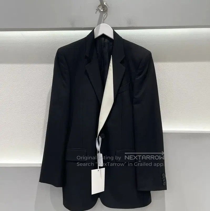 Givenchy Givenchy Black Long-Sleeve Outerwear for Men . Size US M / EU 48-50 / 2 - 1 Thumbnail