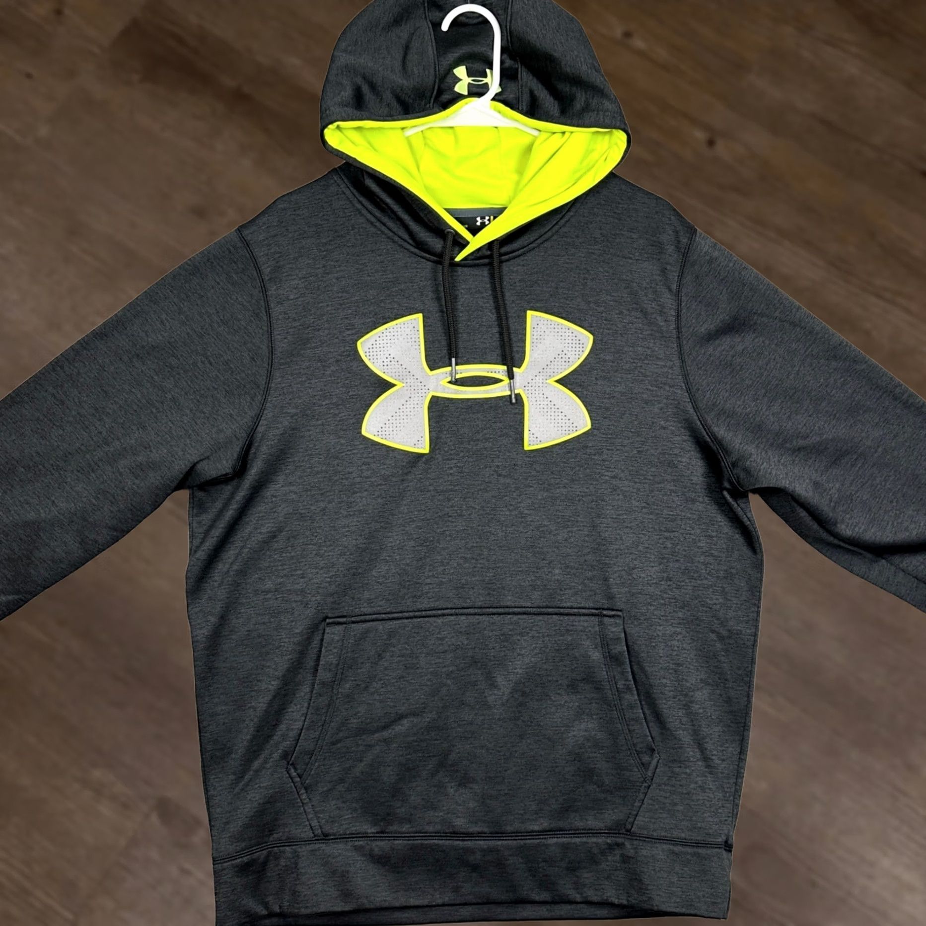 Under Armour Under Armour Hoodie Mens L Black Neon Yellow Hooded Graphic Pullover Sweatshirt Size US L / EU 52-54 / 3 - 1 Thumbnail