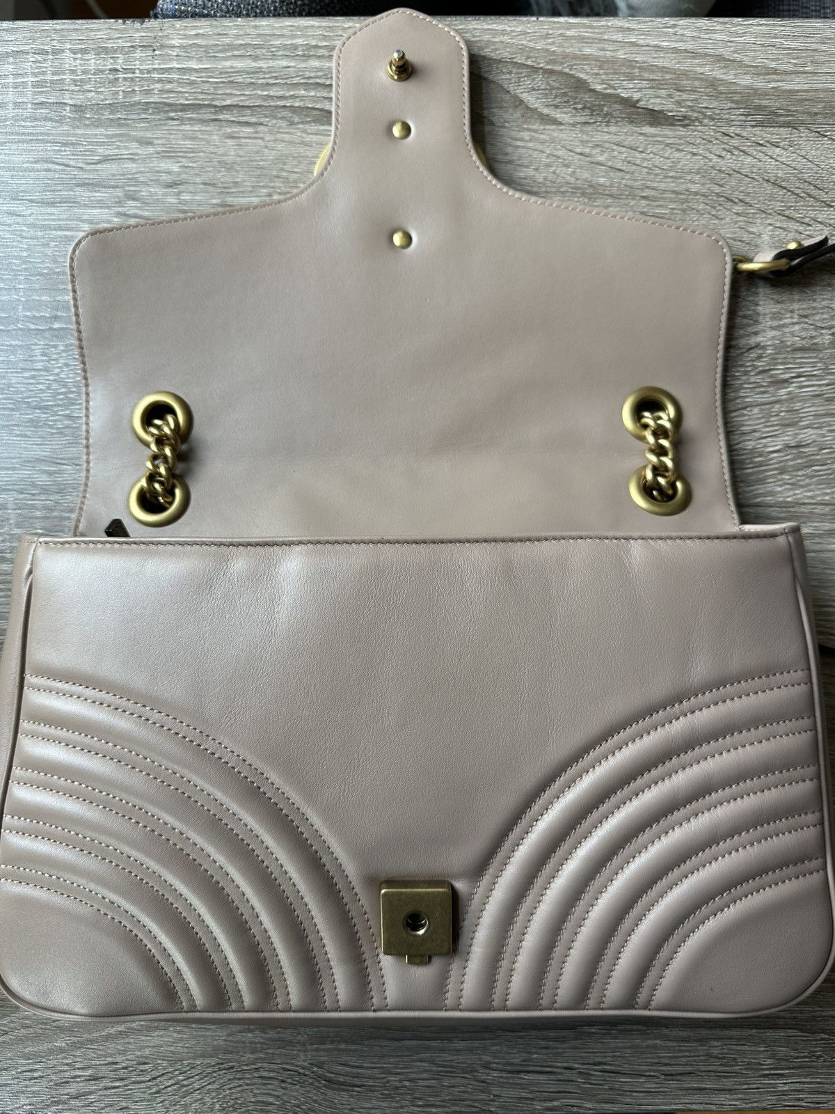 Gucci GUCCI GG Marmont Large Matelassé Shoulder Bag – Taupe Size ONE SIZE - 20 Thumbnail
