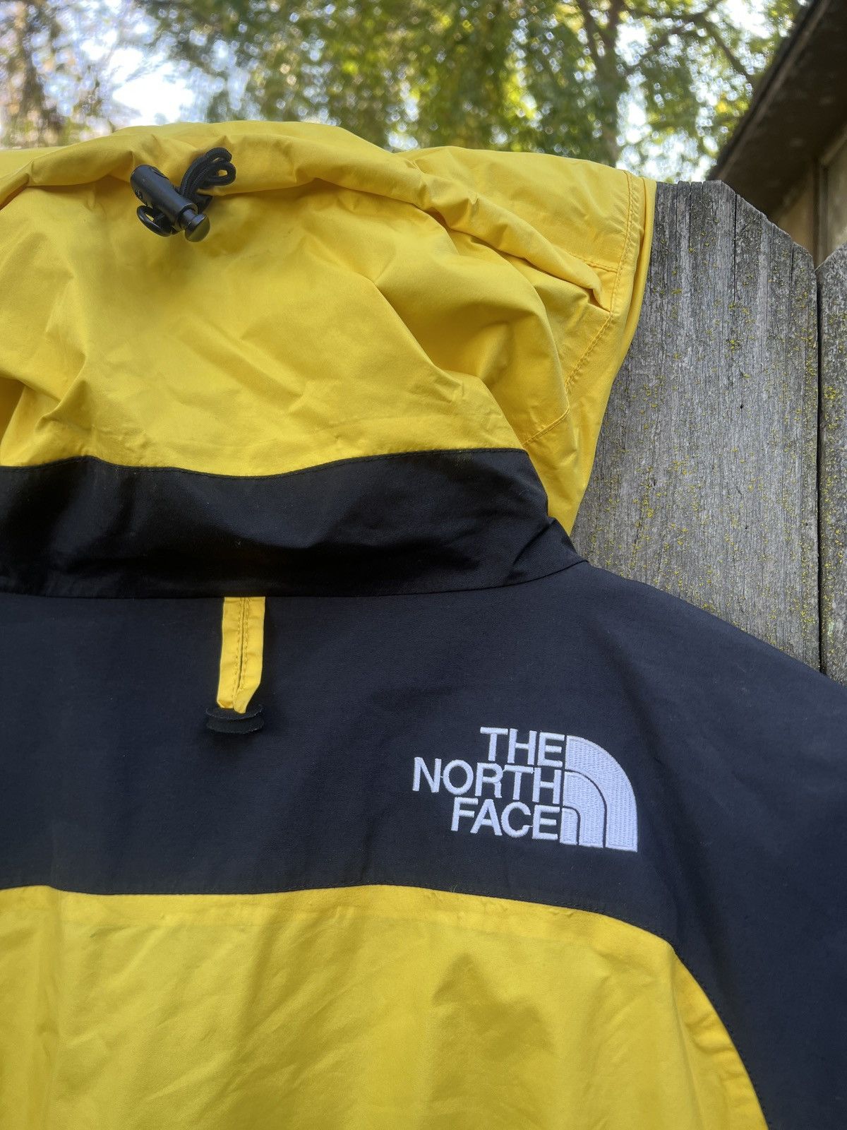 The North Face The North Face Gore-Tex Vintage Yellow Shell Size US L / EU 52-54 / 3 - 8 Thumbnail