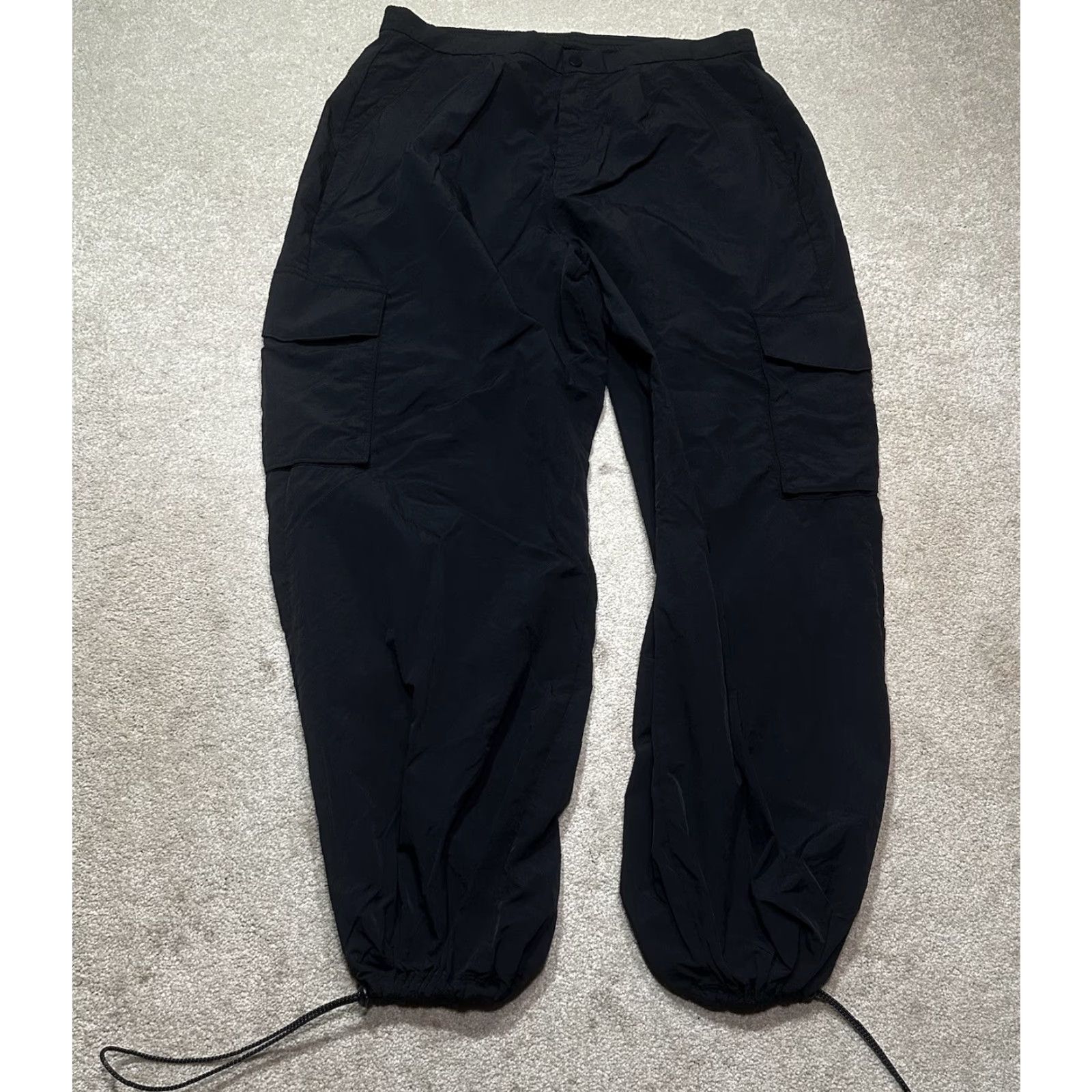 Vintage Gilly Hicks Windbreaker Pants Women XL Black 90s Para Cord Track Pants Convertible Windbreaker Inseam 31in Regular Fit Size 40" / US 18 - 2 Thumbnail