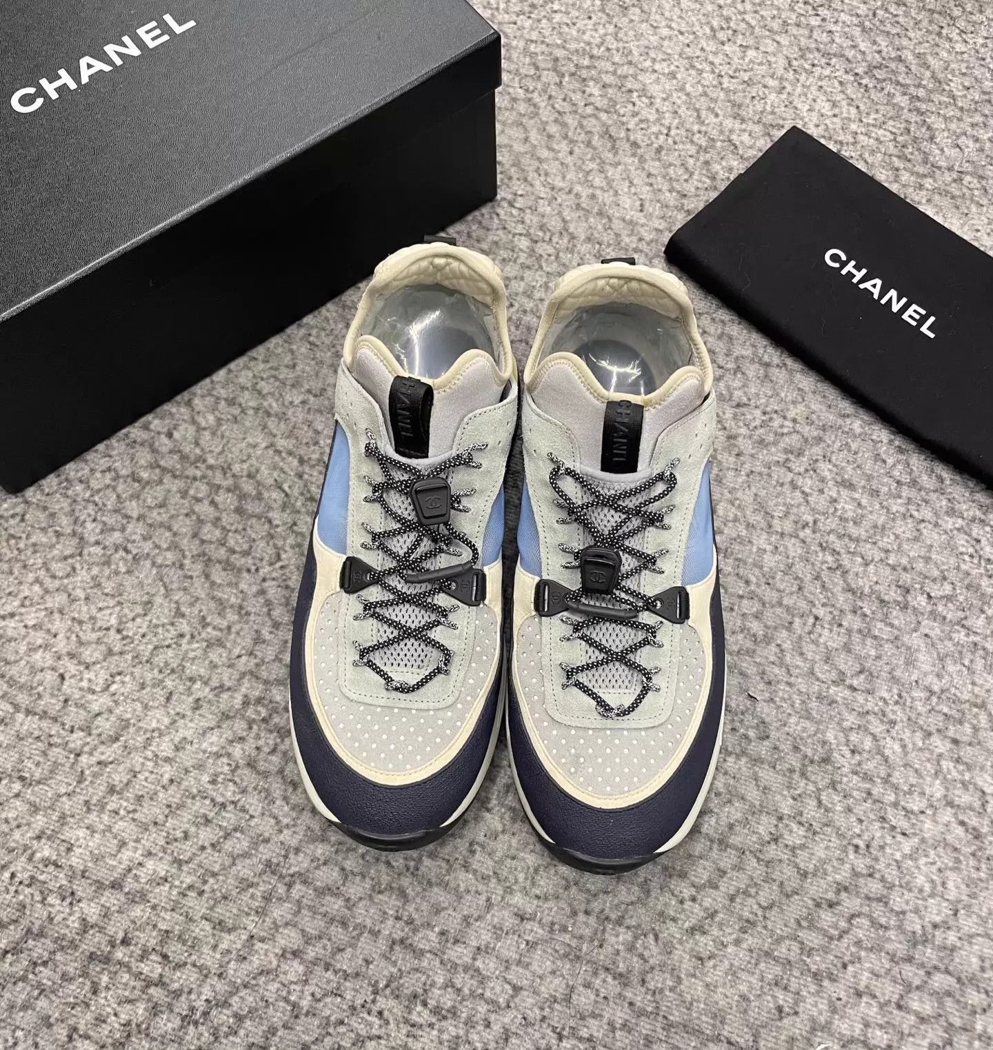 Chanel Chanel Color Blocked Sneakers 42 Clean Fresh Stylish Size US 9 / EU 42 - 1 Thumbnail