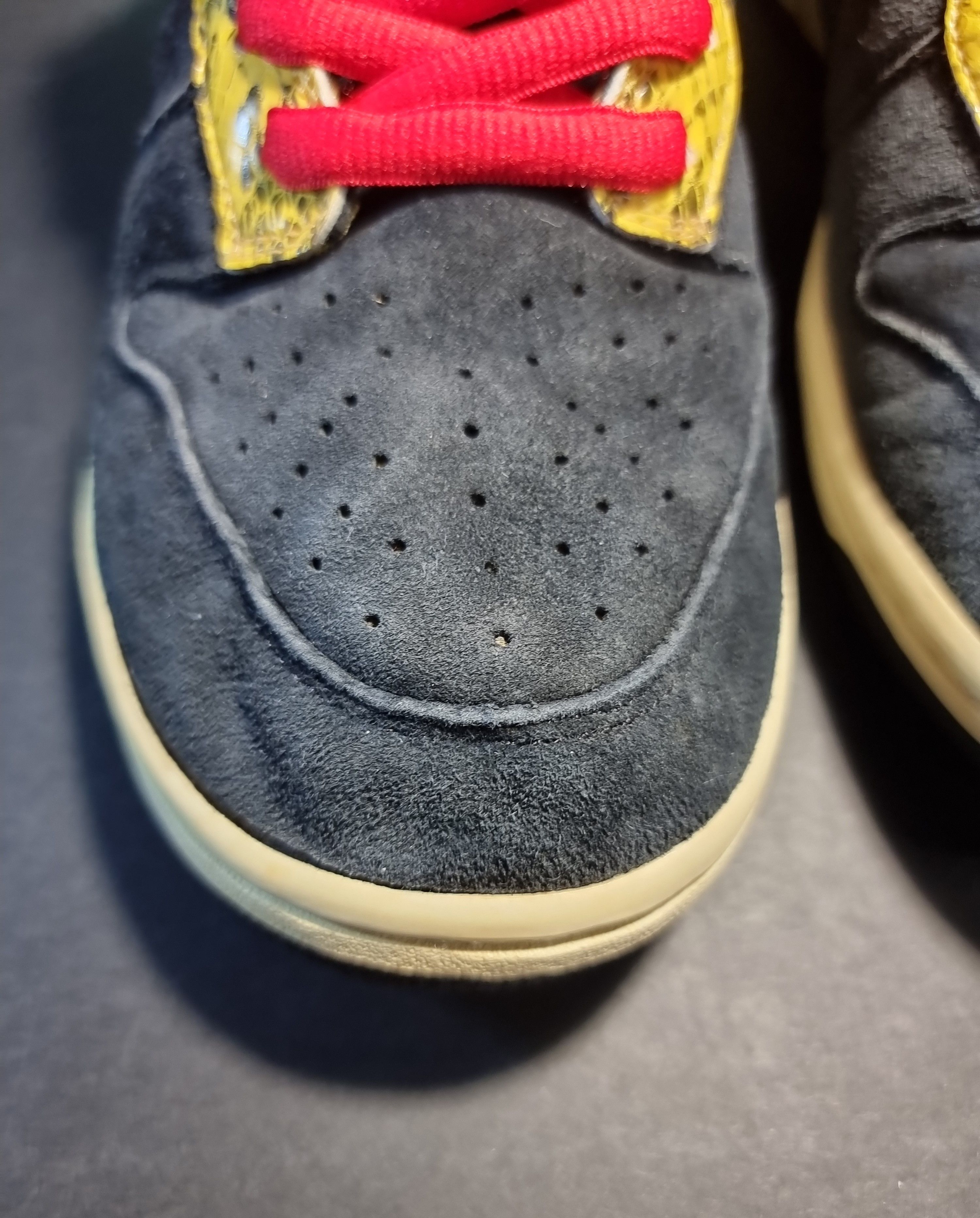 Nike SB Nike SB Dunk Low Coral Snake Size US 11 / EU 44 - 3 Thumbnail