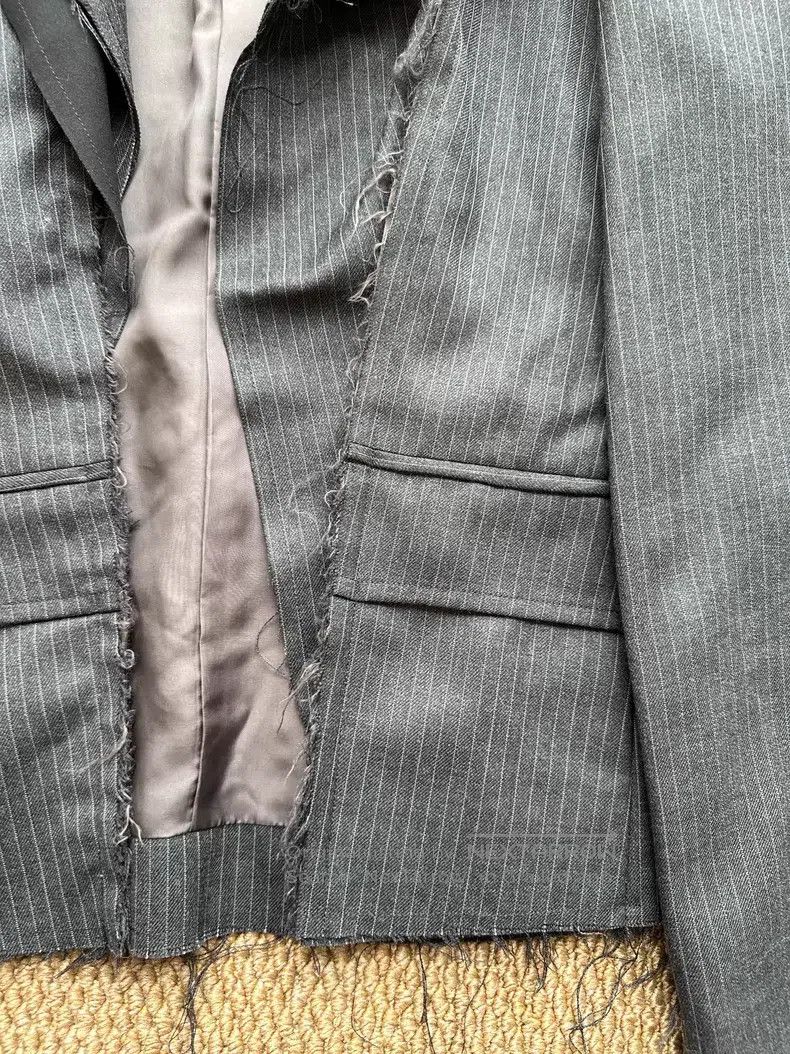 Comme des Garcons Comme Des Garcons Gray striped frayed deconstructed suit c Size M / US 6-8 / IT 42-44 - 4 Thumbnail