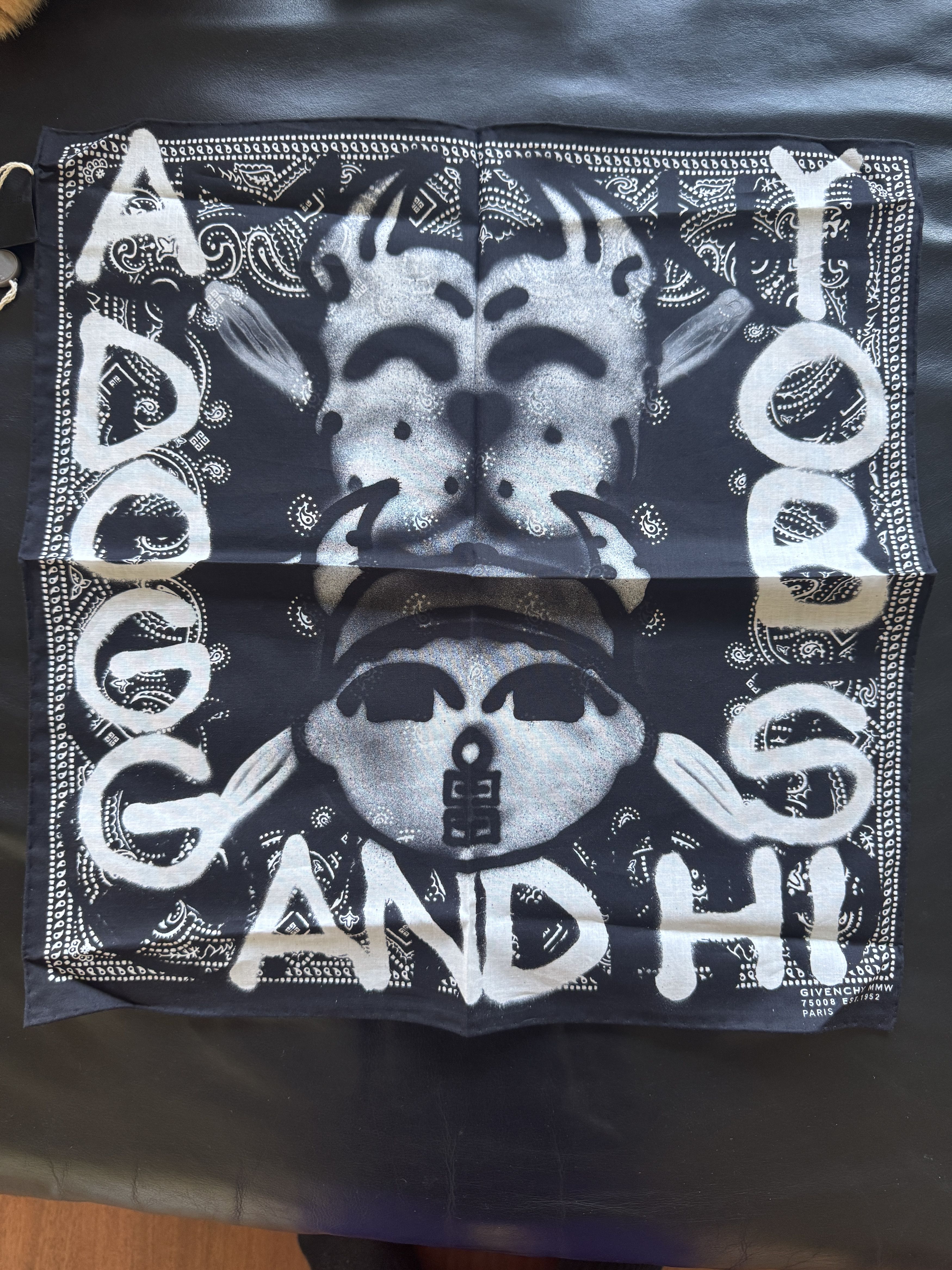 Chito × Givenchy Givenchy x Chito Graffiti Bandana Size ONE SIZE - 1 Thumbnail