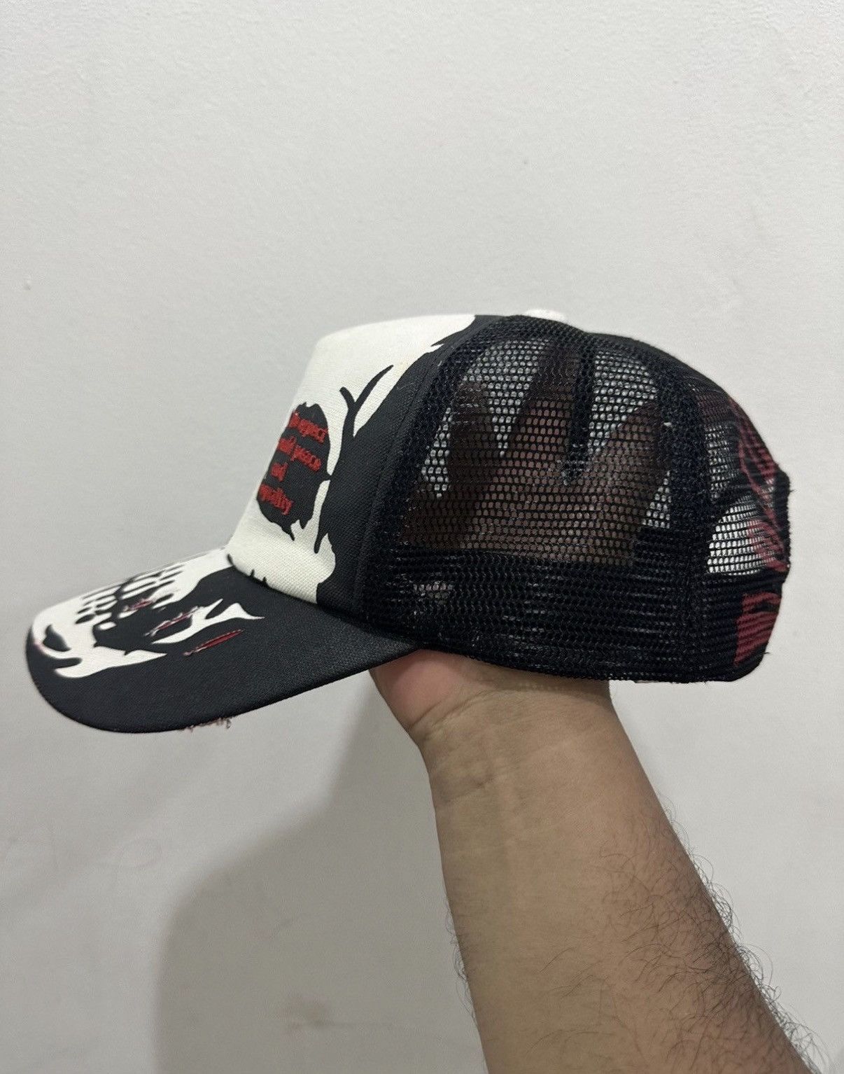 Japanese Brand VTG Skull Overprint Trucker Hat Size ONE SIZE - 3 Thumbnail