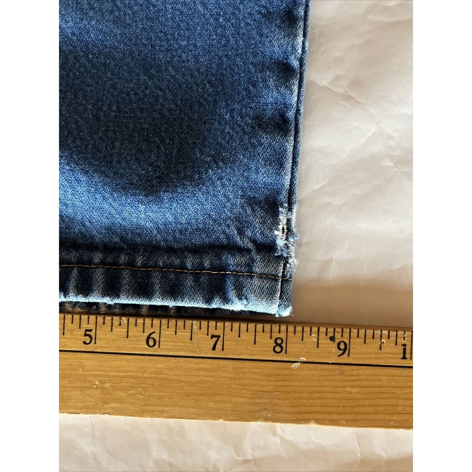 Wrangler Wrangler Jeans Men’s 32x31 Blue Denim Straight Leg Outdoor Size US 32 / EU 48 - 6 Thumbnail