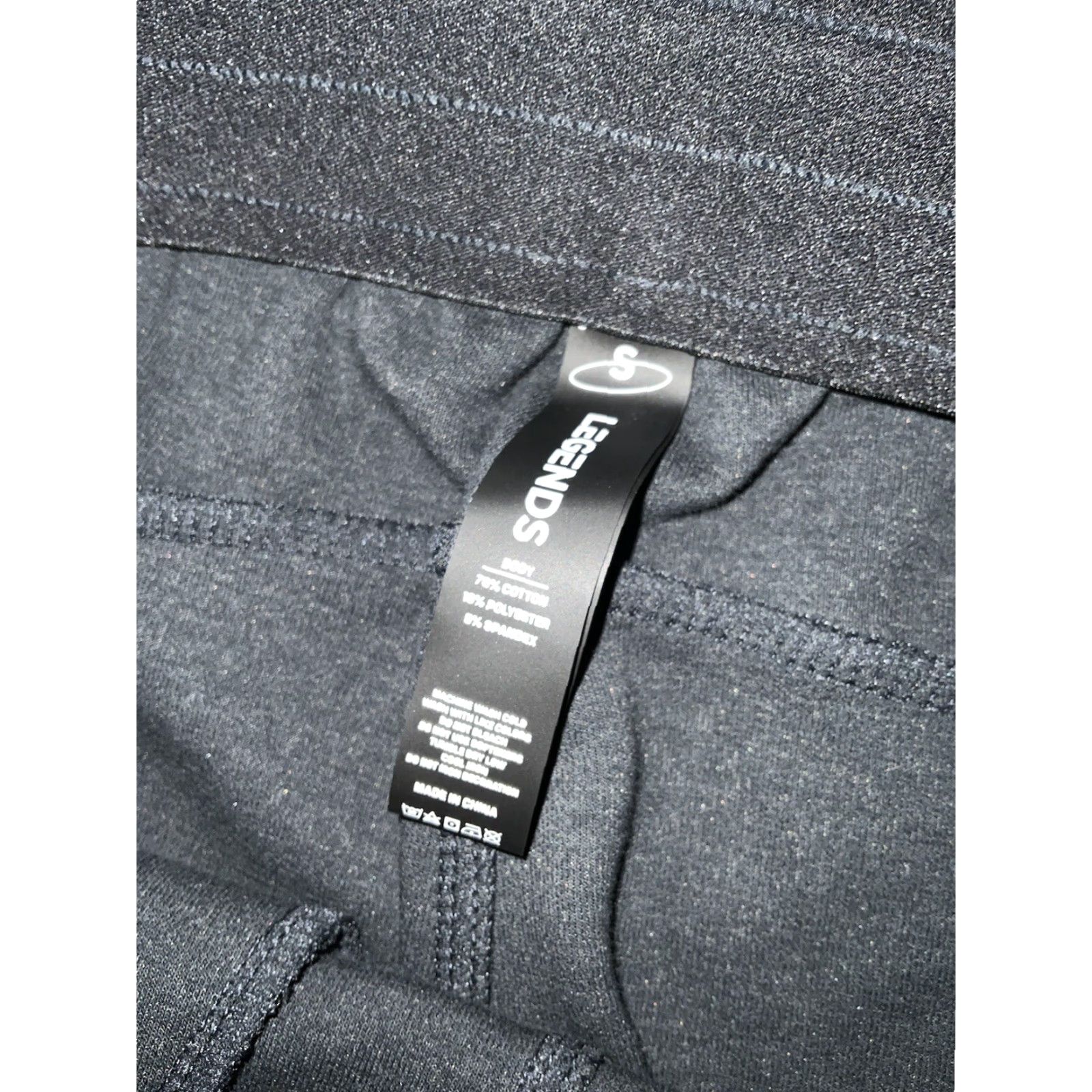 Vintage LEGENDS Black Performance Tech Gym Training Tapered Track Pants Sz. S Mens Slim Fit Regular Waist 28-34 Inseam 28 Pants Size US 29 - 4 Thumbnail