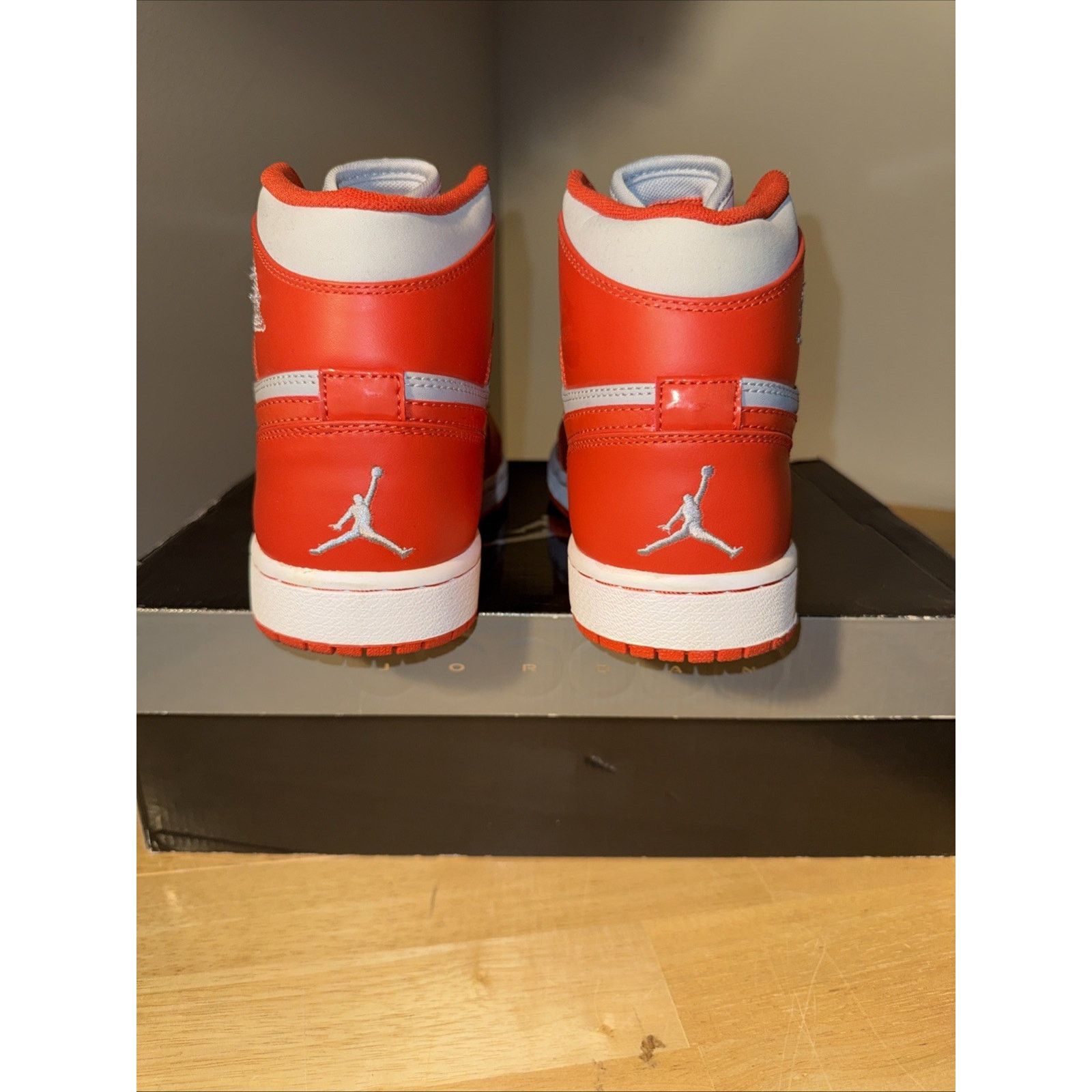 Nike Size 9 - Air Jordan 1 Retro High Spice Size US 9 / EU 42 - 4 Thumbnail
