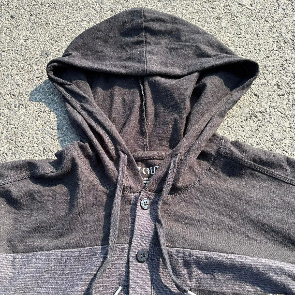 Guess Guess - Long Sleeve Hoodie - Men's Size US XS / EU 42 / 0 - 6 Thumbnail