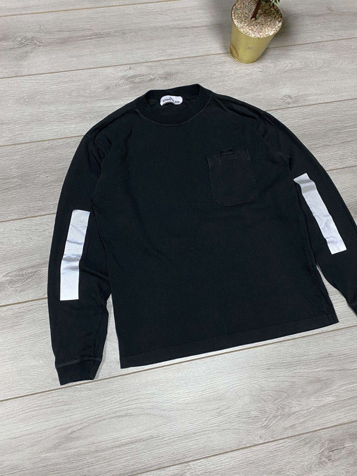 Stone Island Stone Island reflective vintage compass sweatshirt Size US S / EU 44-46 / 1 - 4 Thumbnail
