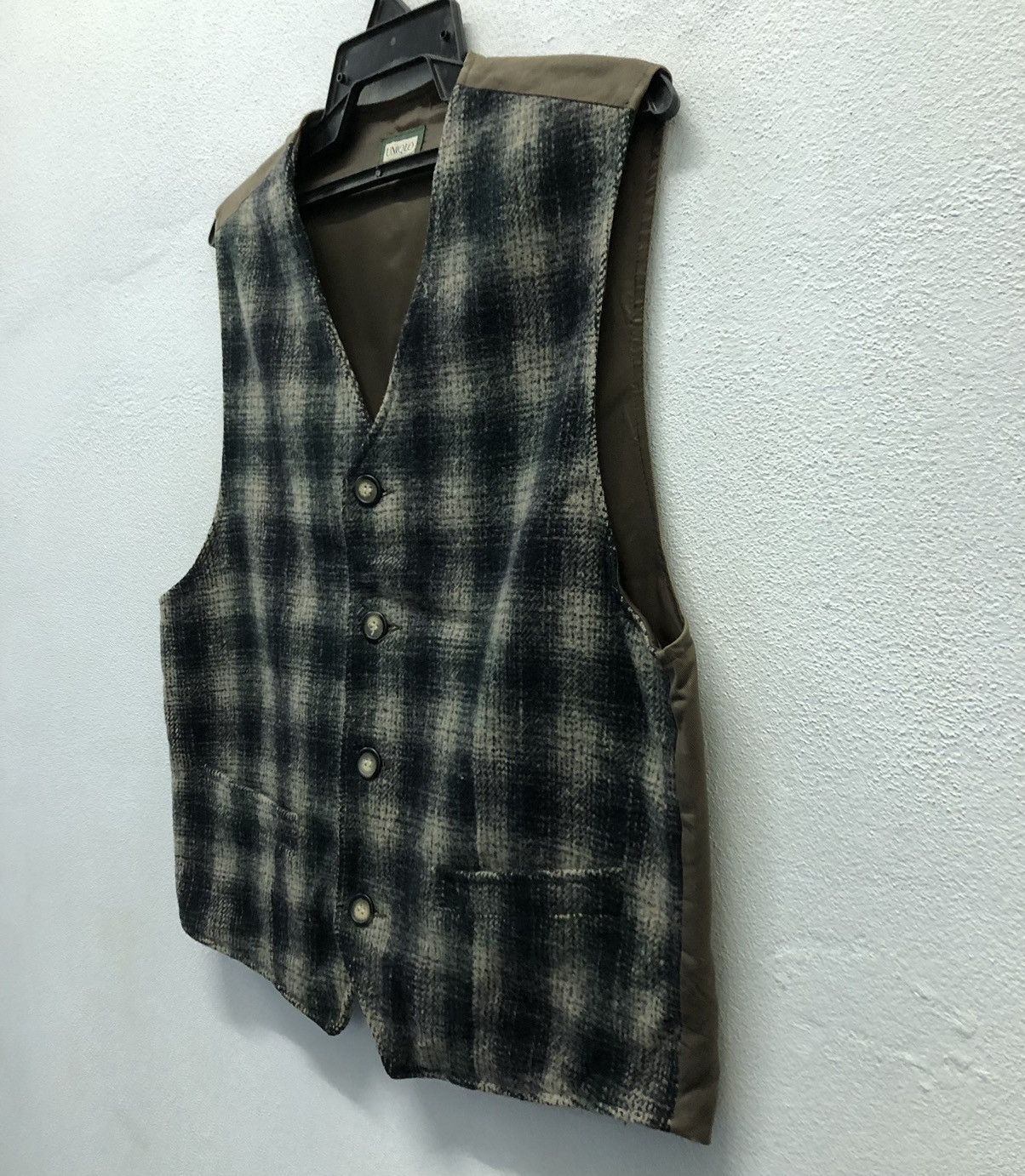 Uniqlo Vintage Uniqlo Vest Size US M / EU 48-50 / 2 - 7 Thumbnail