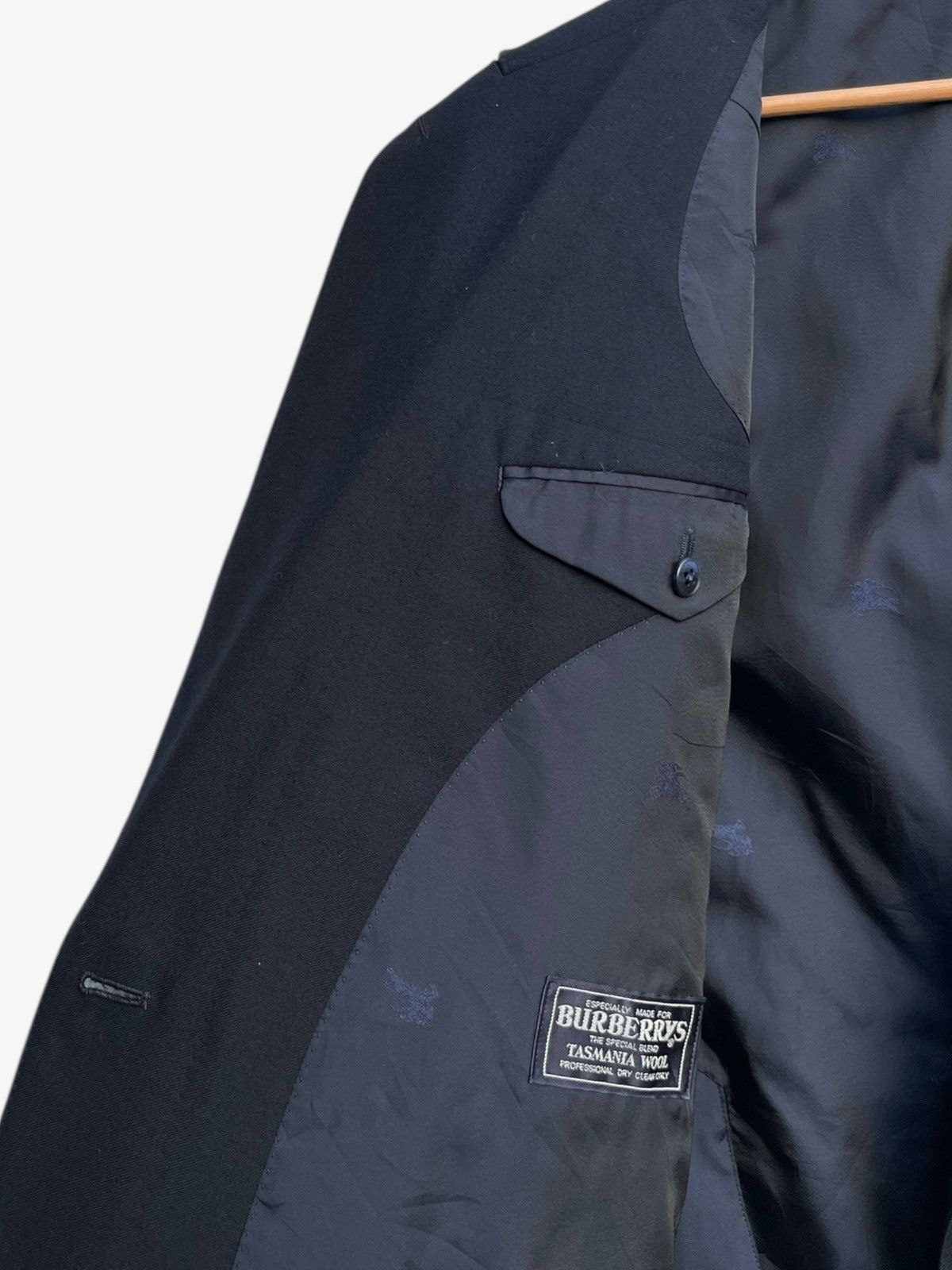 Burberry Burberrys Navy Double Breasted Tasmania Wool Golden Buttons Size US S / EU 44-46 / 1 - 11 Thumbnail
