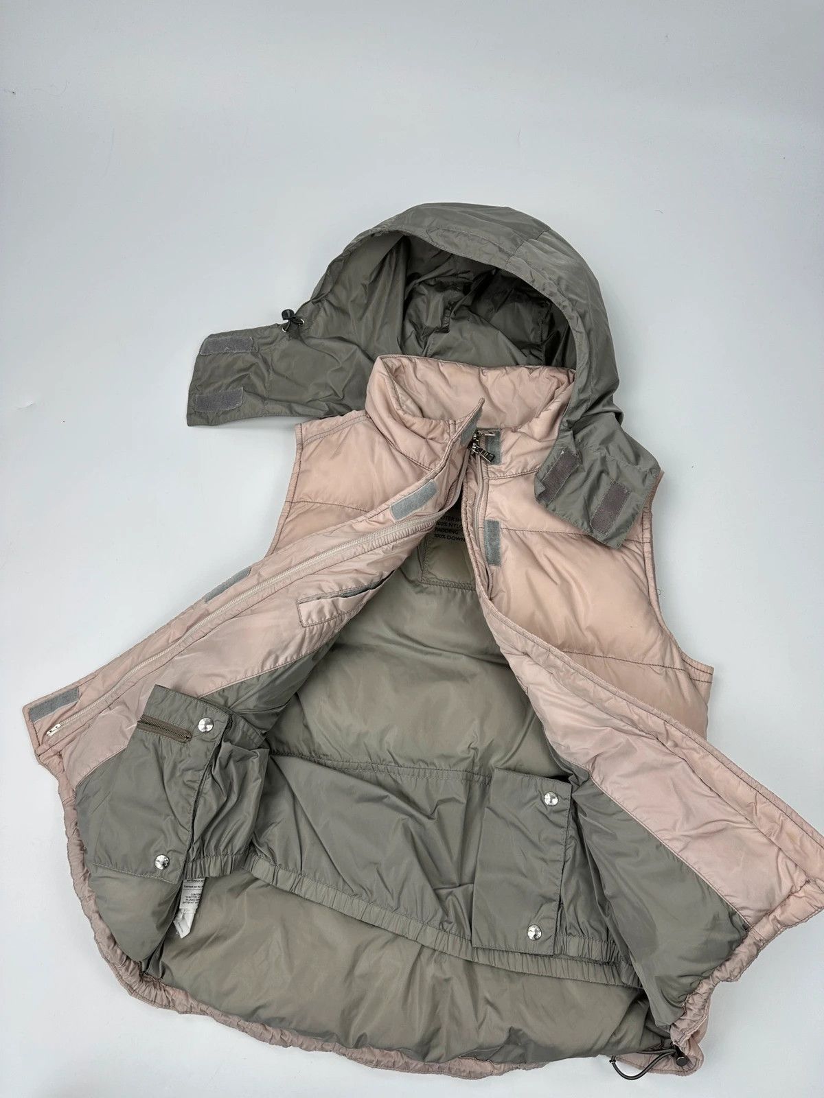Prada Prada Sport 00s Pink SleevesLess Puffer Vest Down Jacket Size L / US 10 / IT 46 - 10 Thumbnail