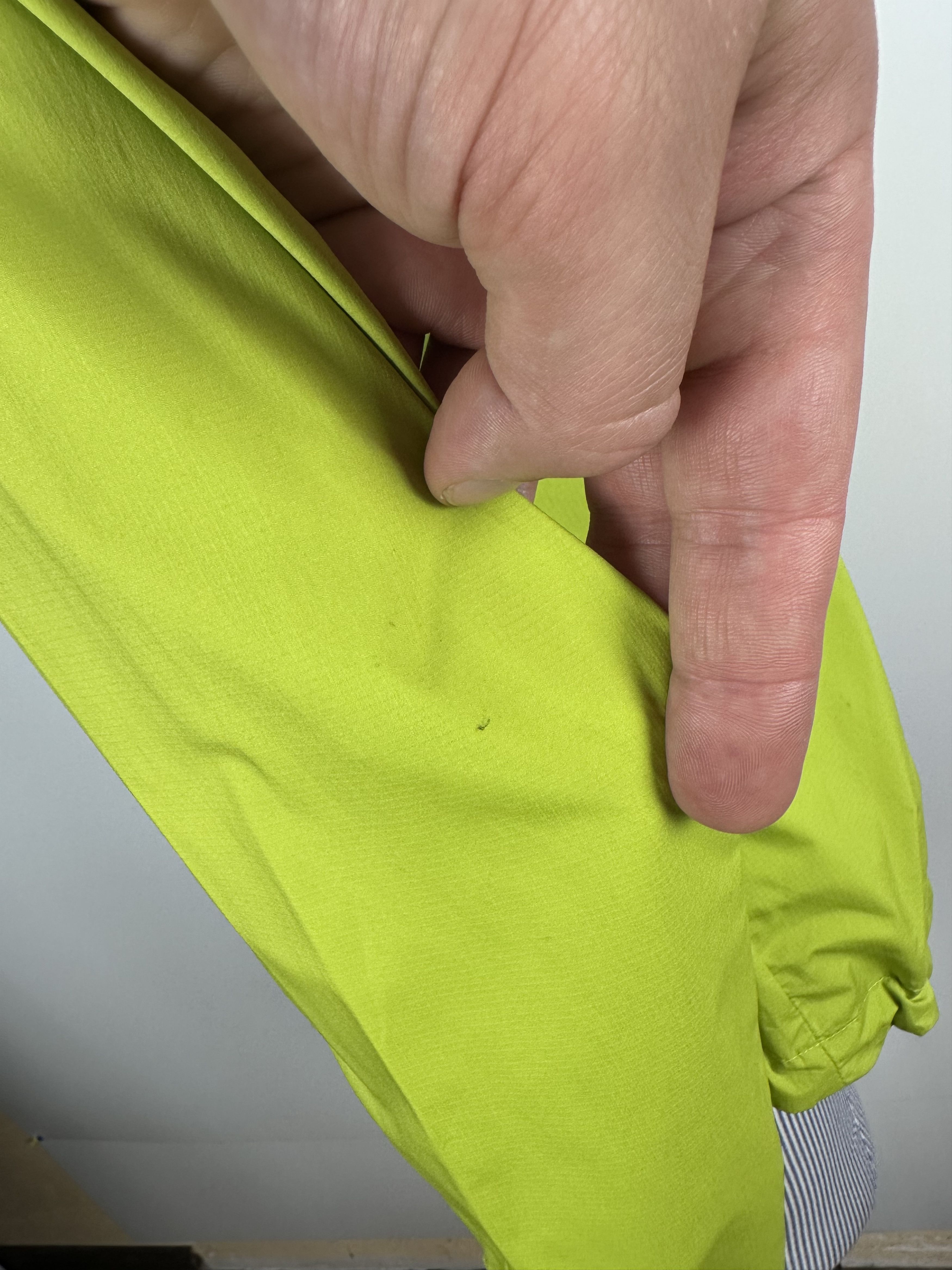 Haglofs Haglofs Shield Lightweight Jacket Womens Green Size S Size S / US 4 / IT 40 - 6 Thumbnail