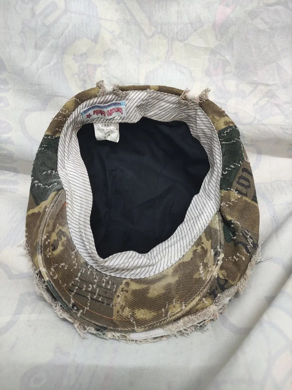 Japanese Brand CAMOUFLAGE DISTRESSED DESIGN BARETTA CAP YOUTH SIZE Size ONE SIZE - 7 Thumbnail
