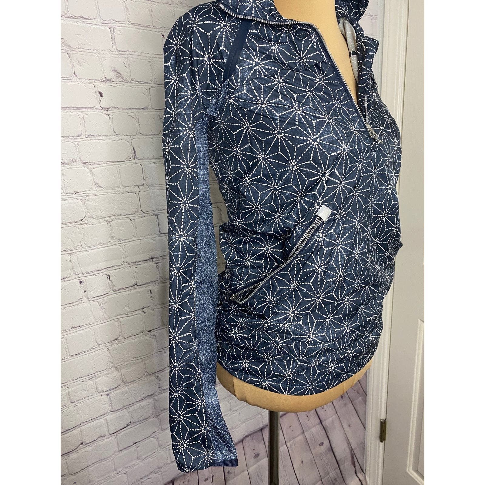 Lululemon Lightweight Lululemon 1/4 zip pullover size 2 Size XS / US 0-2 / IT 36-38 - 6 Thumbnail