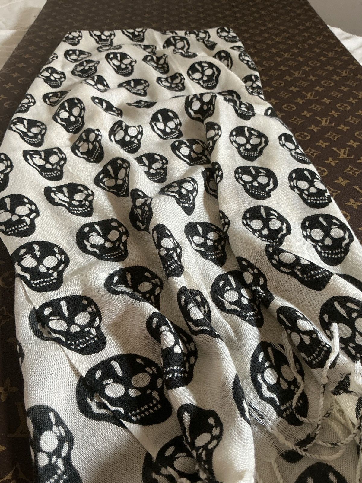 Vintage Vintage Skull Scarf Size ONE SIZE - 3 Thumbnail