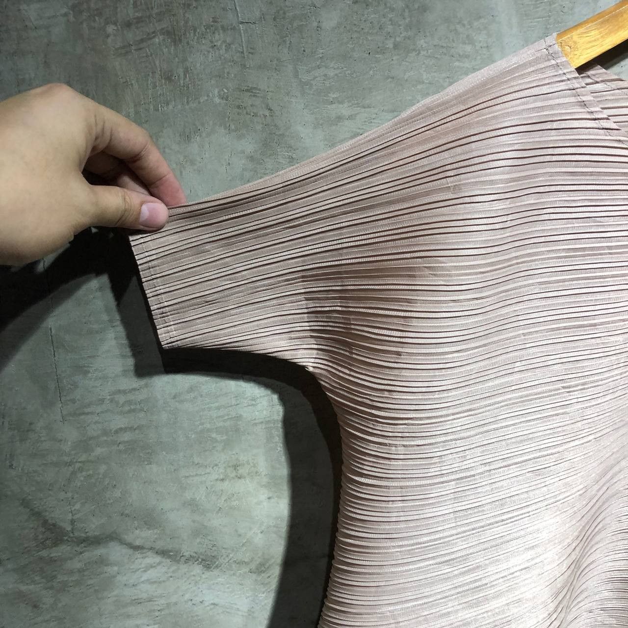 Pleats Please Issey Miyake Issey Miyake Pleats Please Asymmetrical pleated Tee Size M / US 6-8 / IT 42-44 - 10 Thumbnail