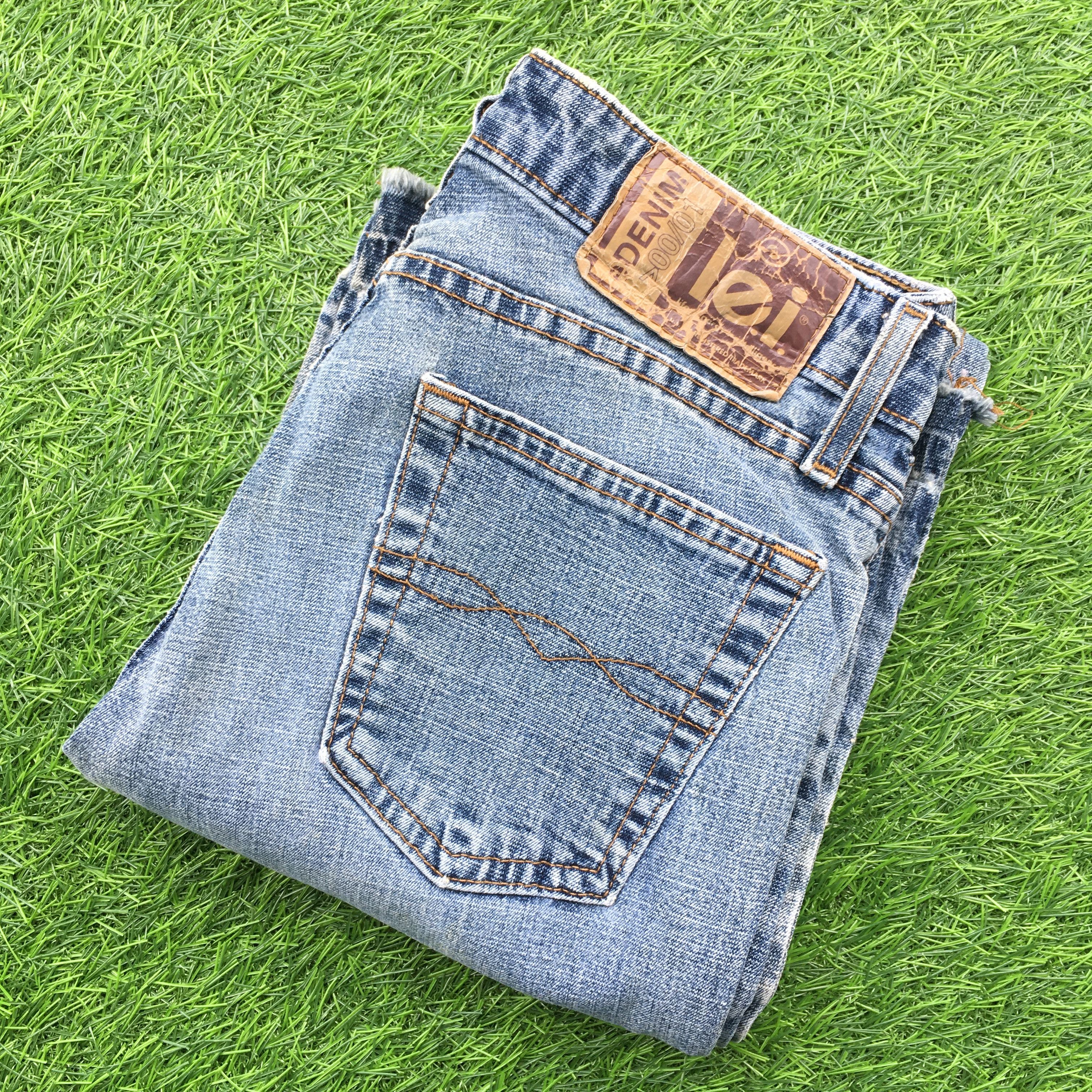 Designer Release Hem Bootcut Stretch Jeans D-1029 Size 25" / US 0 / IT 36 - 8 Thumbnail