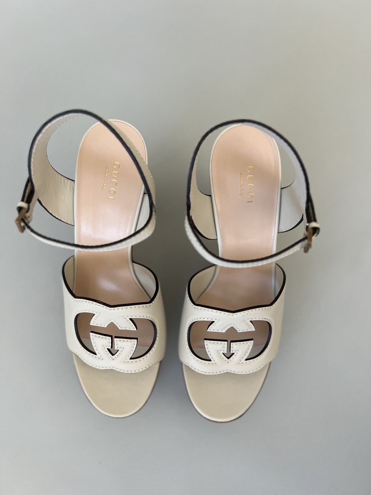 Gucci Interlocking G leather sandals in white Size US 11 / IT 41 - 4 Thumbnail