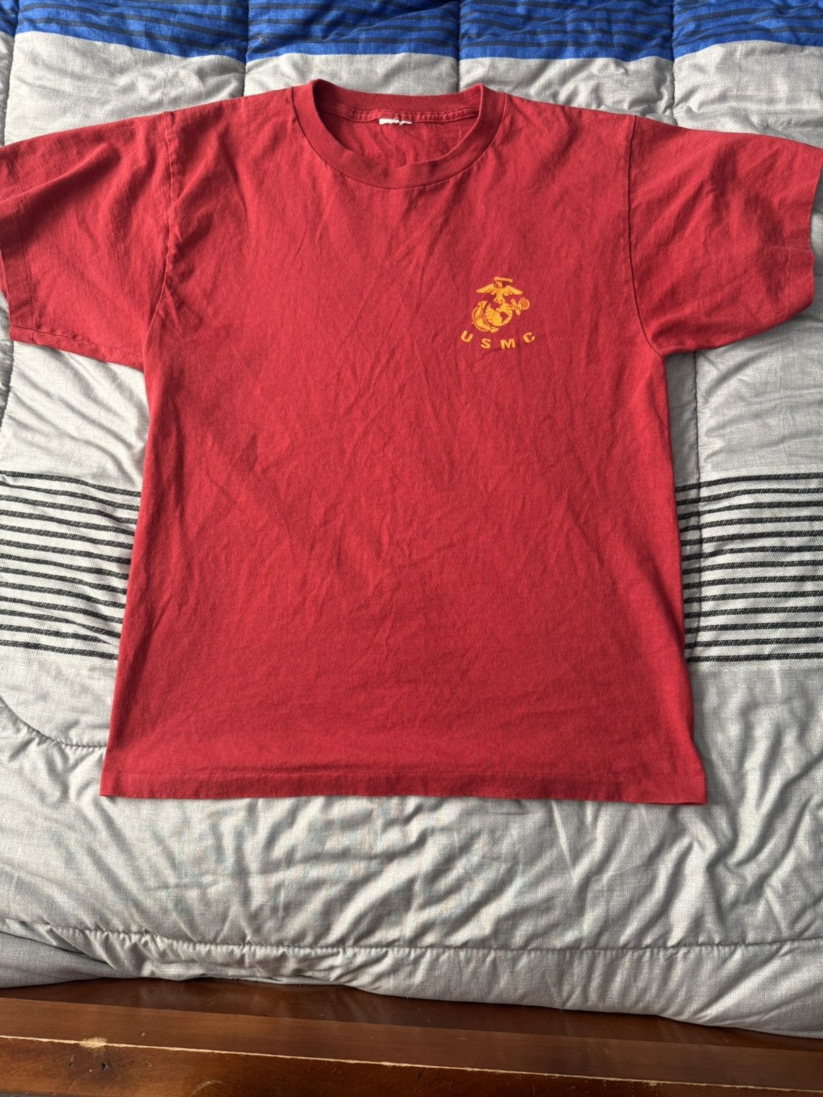 Other Red and tan vintage USMC tee Size US M / EU 48-50 / 2 - 1 Thumbnail
