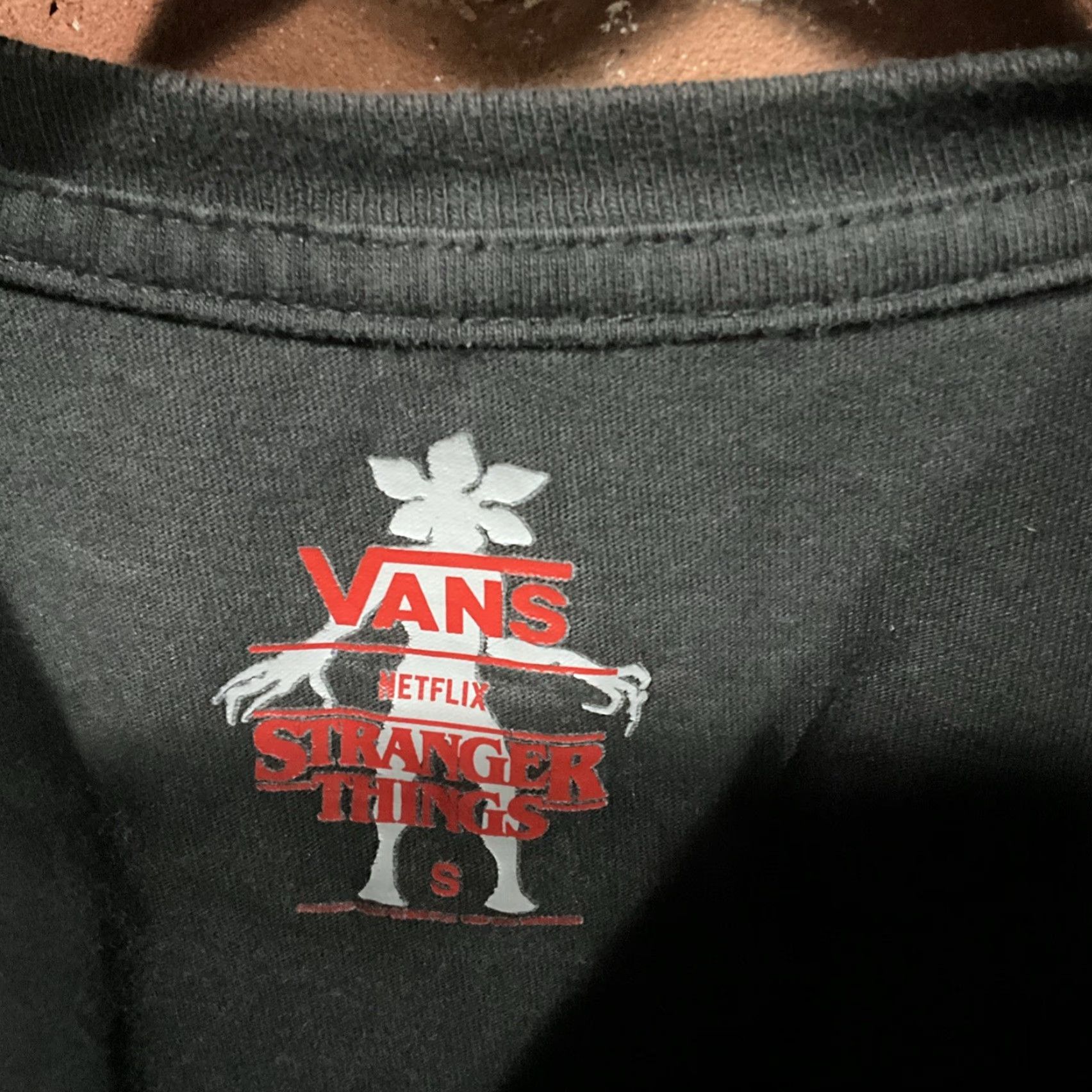 Vans Vans Tee - Netflix Stranger Things Upside Down Off the Wall Shirt - Womens Small Size S / US 4 / IT 40 - 4 Thumbnail