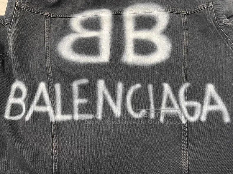 Balenciaga Balenciaga Spray Paint Effect Logo Denim Jacket Size US S / EU 44-46 / 1 - 3 Thumbnail
