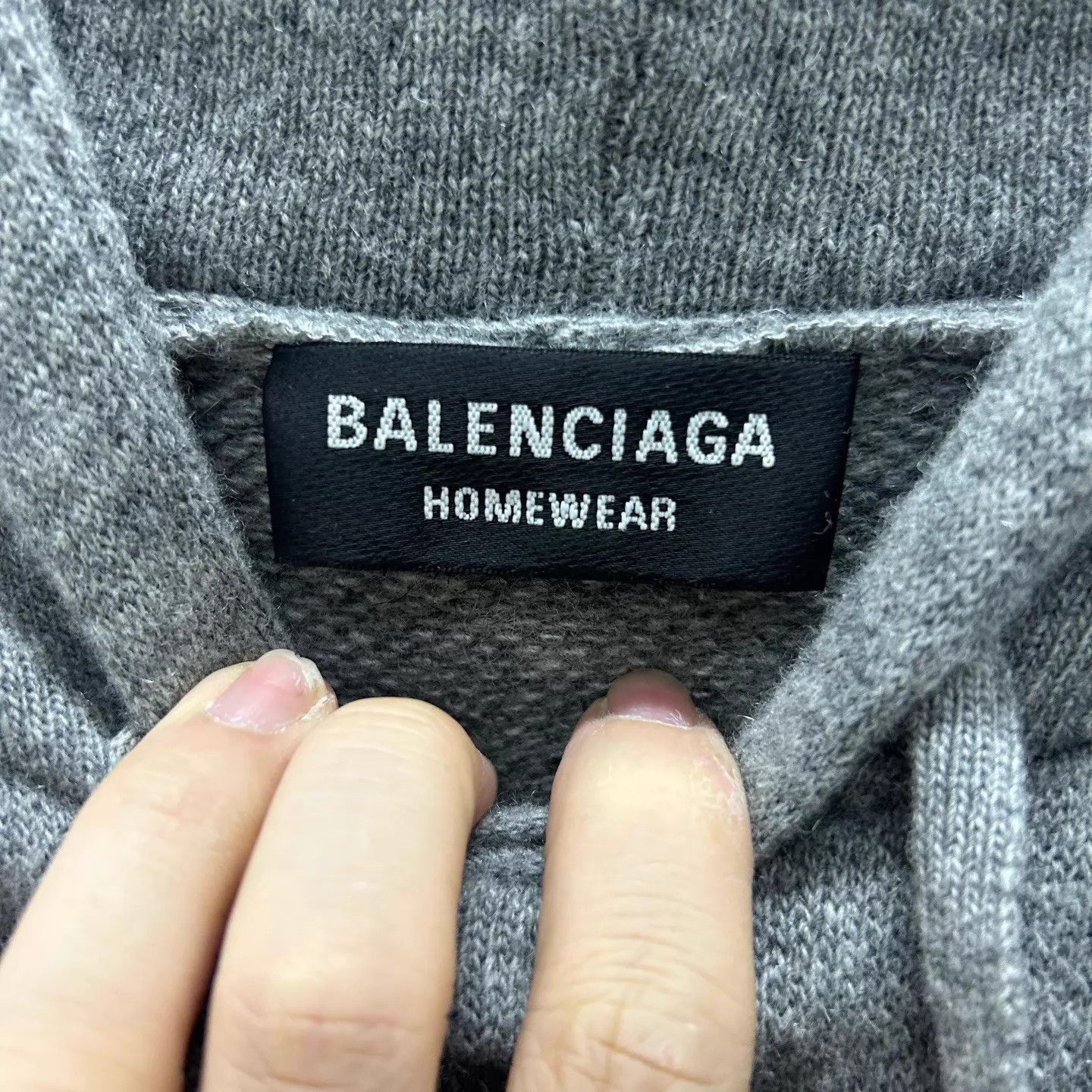 Balenciaga Balenciaga 99 New Gray BB Embroidered Knit Hoodie Size 4 Size US XL / EU 56 / 4 - 4 Thumbnail
