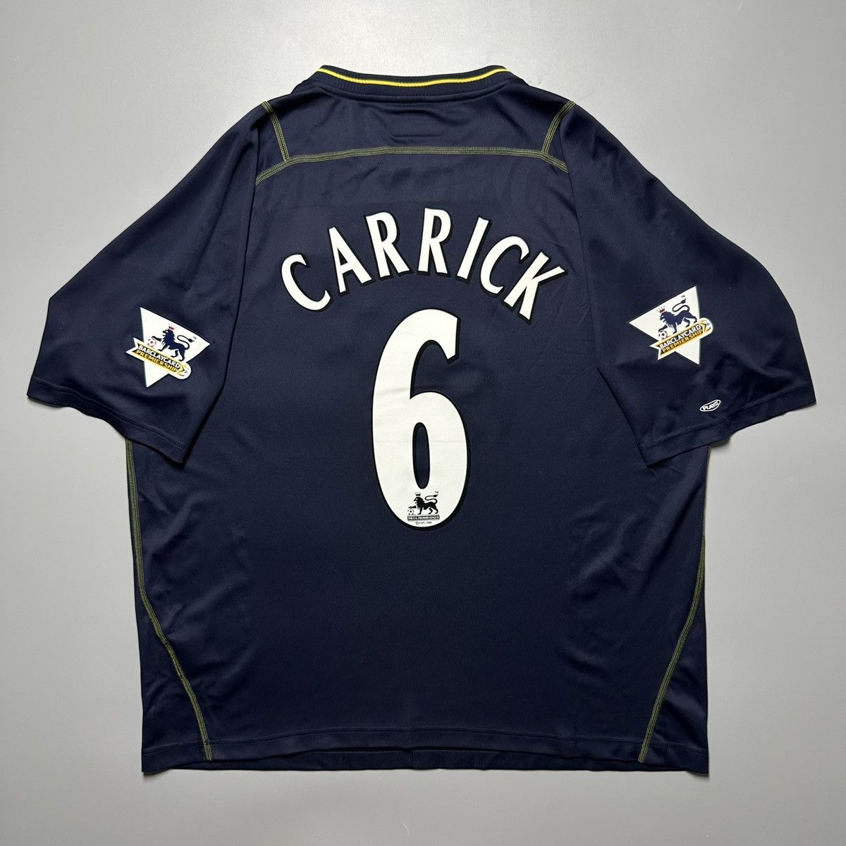 Reebok WEST HAM REEBOK 2003/2004 FOOTBALL AWAY JERSEY #6 CARRICK Size US XL / EU 56 / 4 - 1 Thumbnail