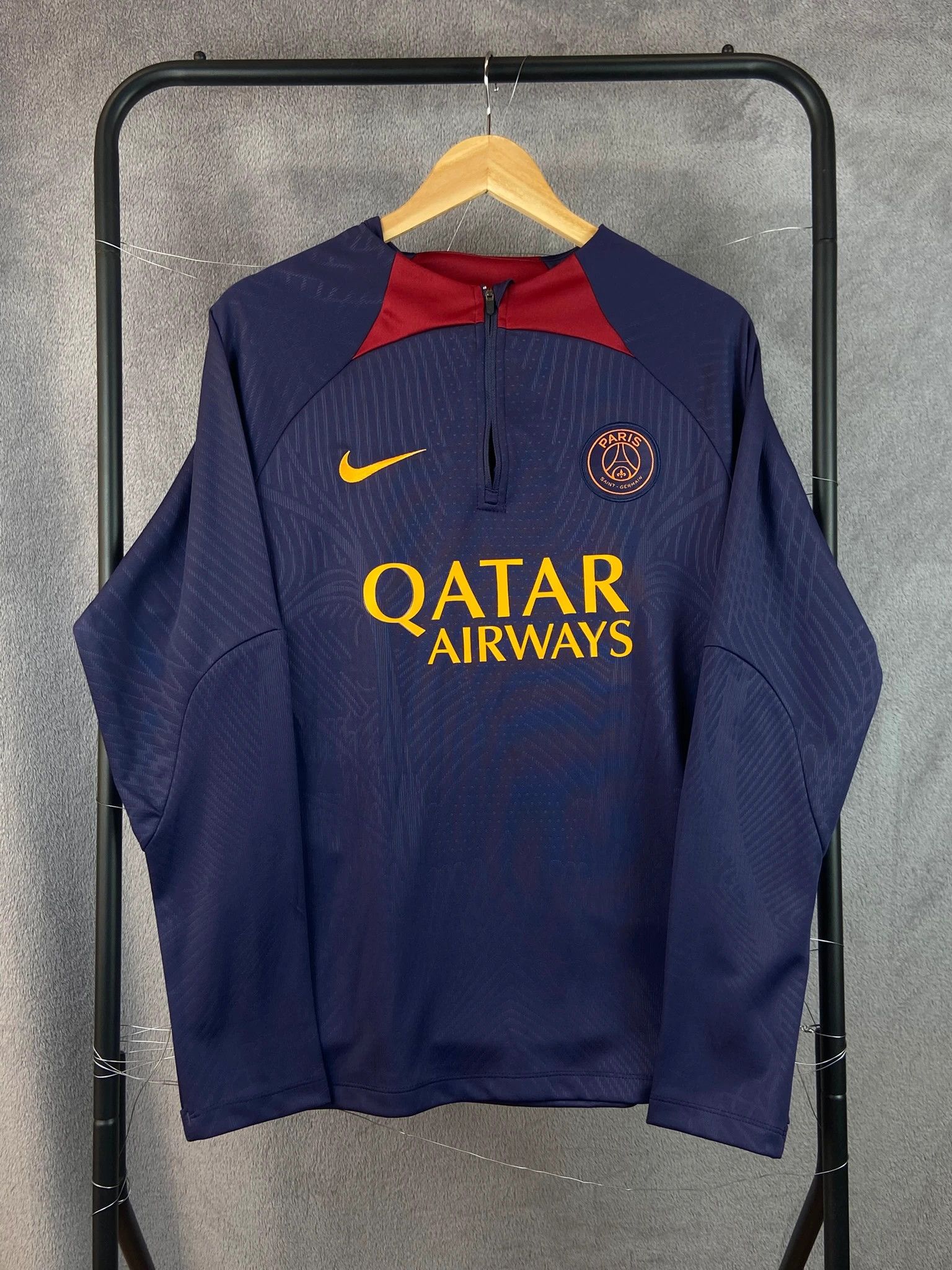 Nike Hoodie Nike PSG Vintage Y2K Streetwear High End Football Size US S / EU 44-46 / 1 - 1 Thumbnail